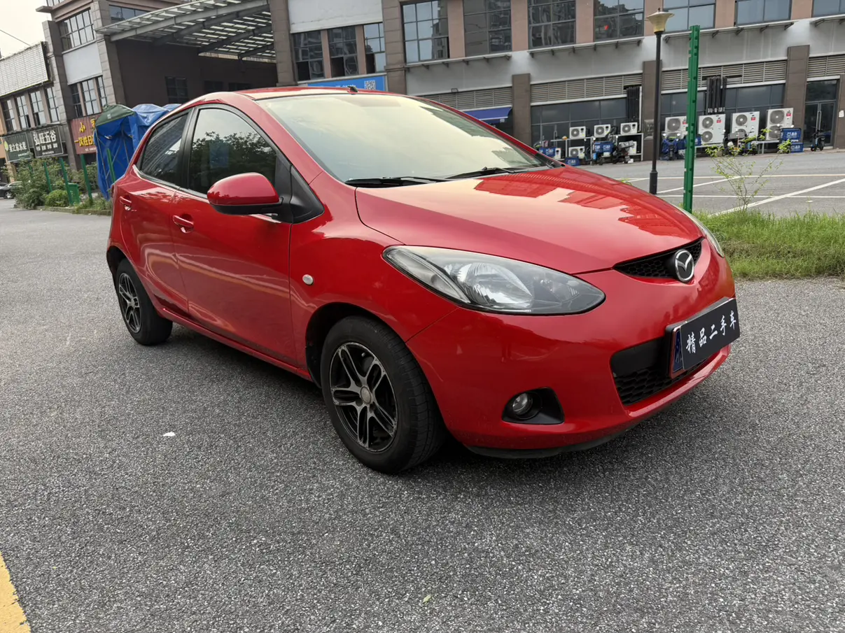 Mazda 2