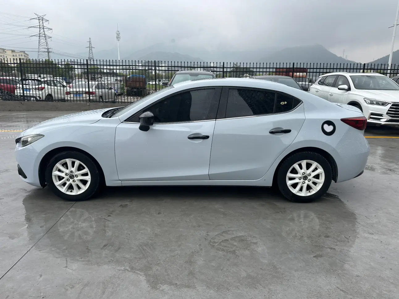 Mazda Axela