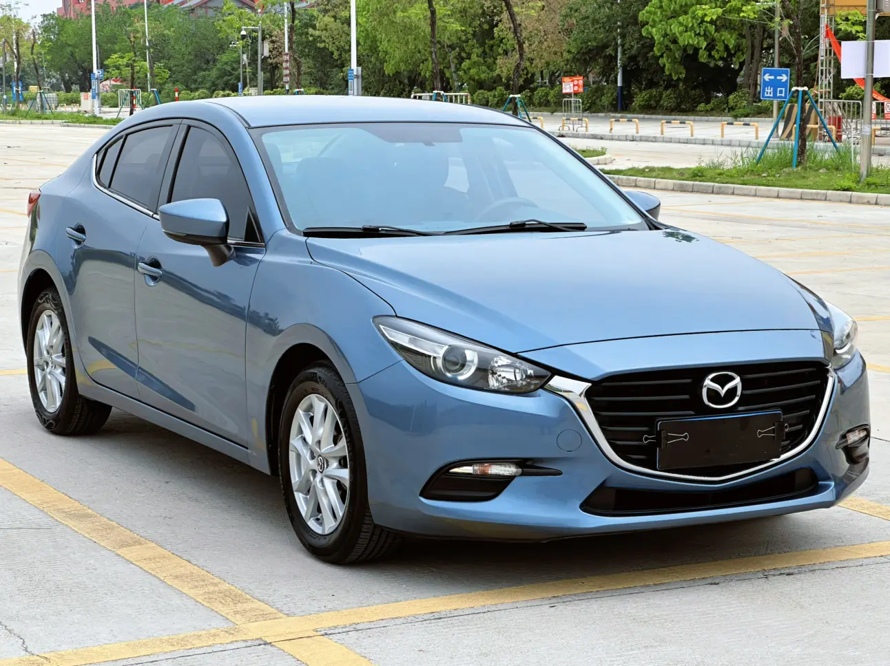 Mazda Axela