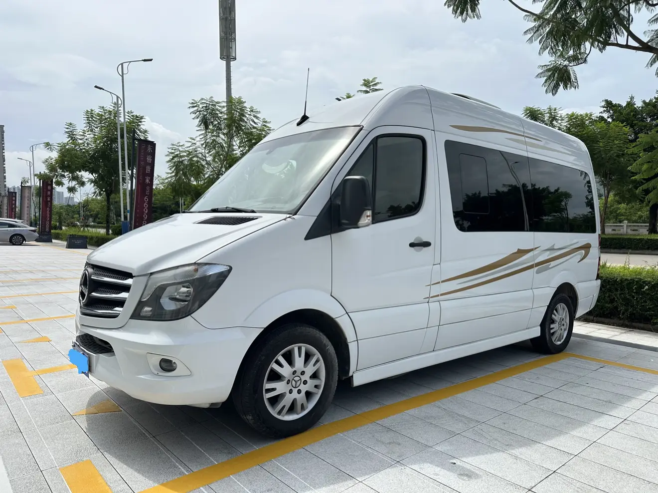 Mercedes-Benz Sprinter
