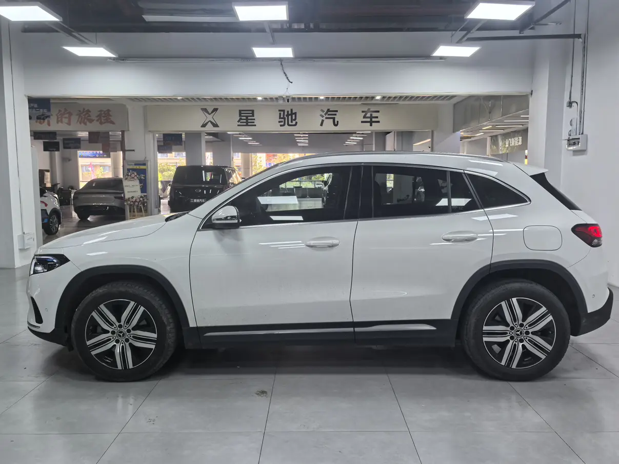 Mercedes-Benz Mercedes Benz EQA