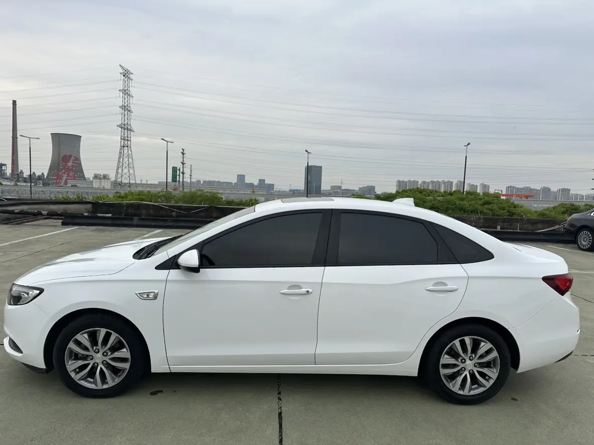 Buick Yinglang
