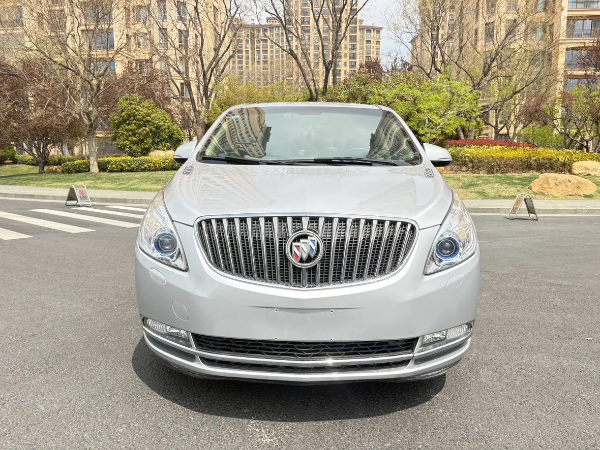 Buick GL8
