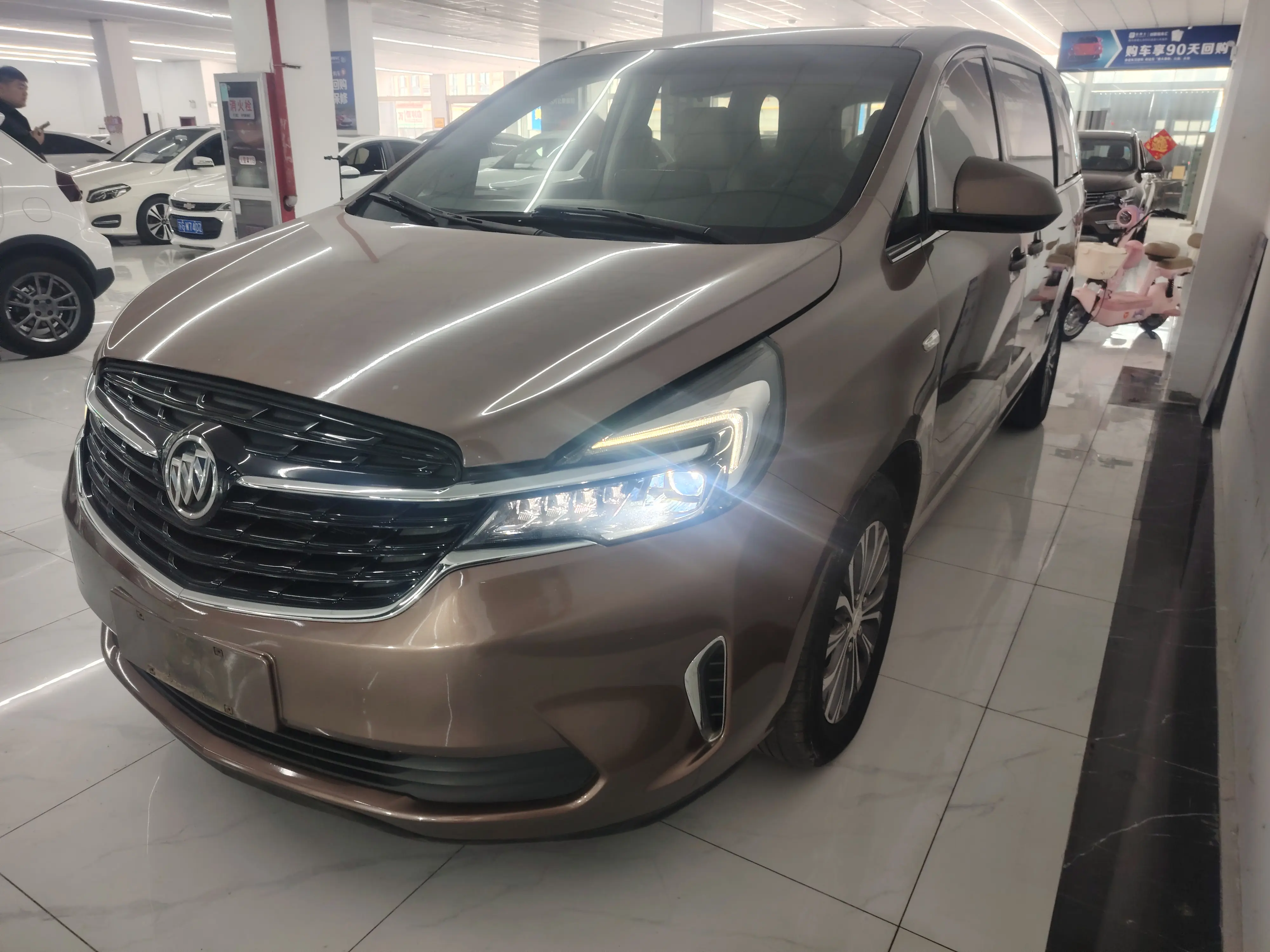 Buick GL8