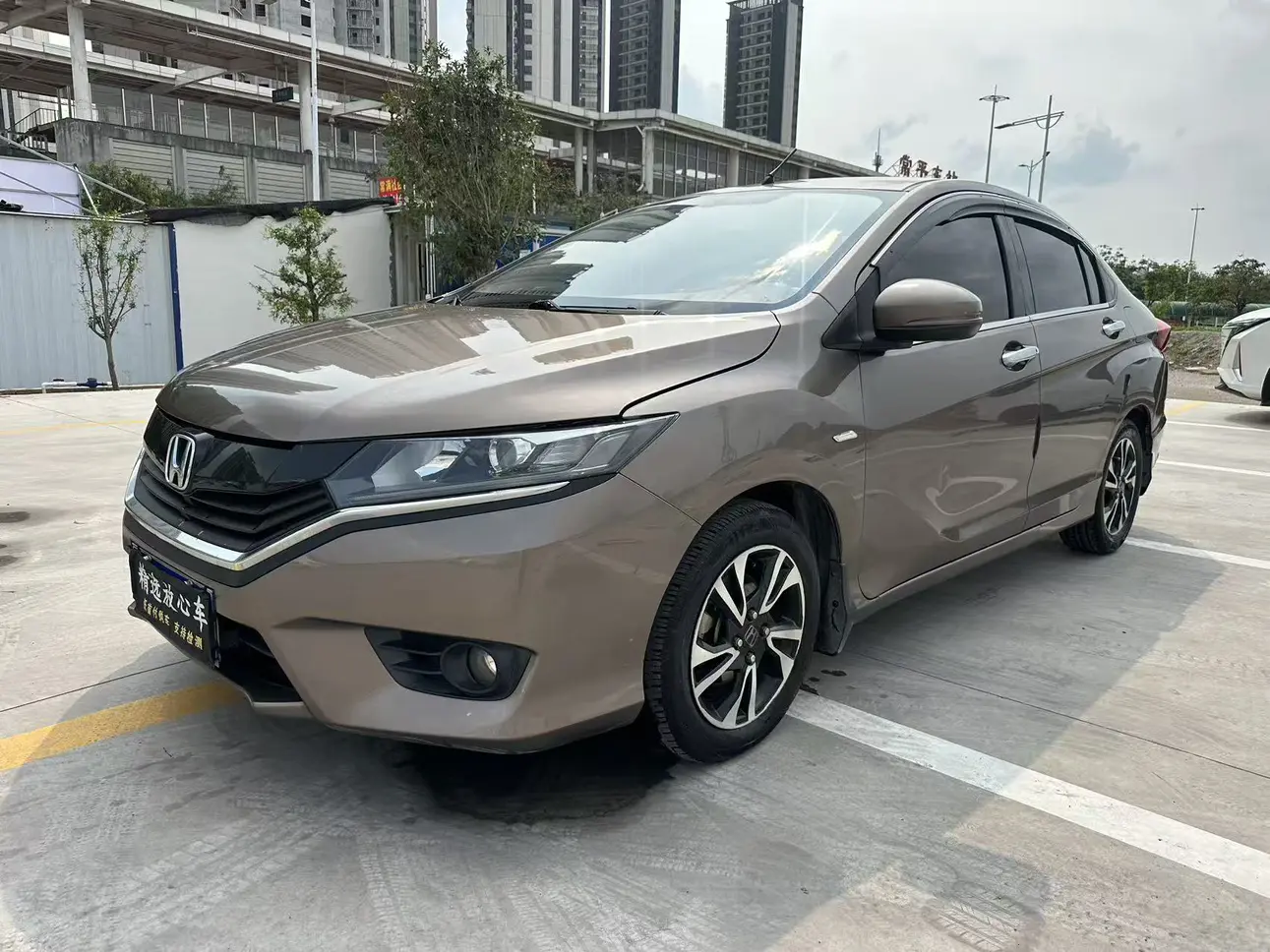 Honda Gray