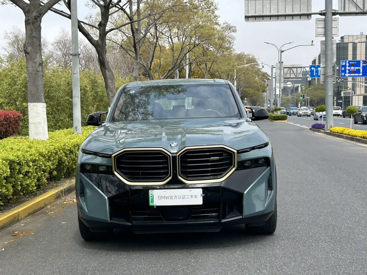 BMW XM