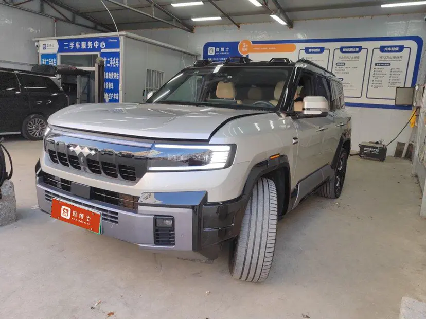 BYD Leopard Leopard 8