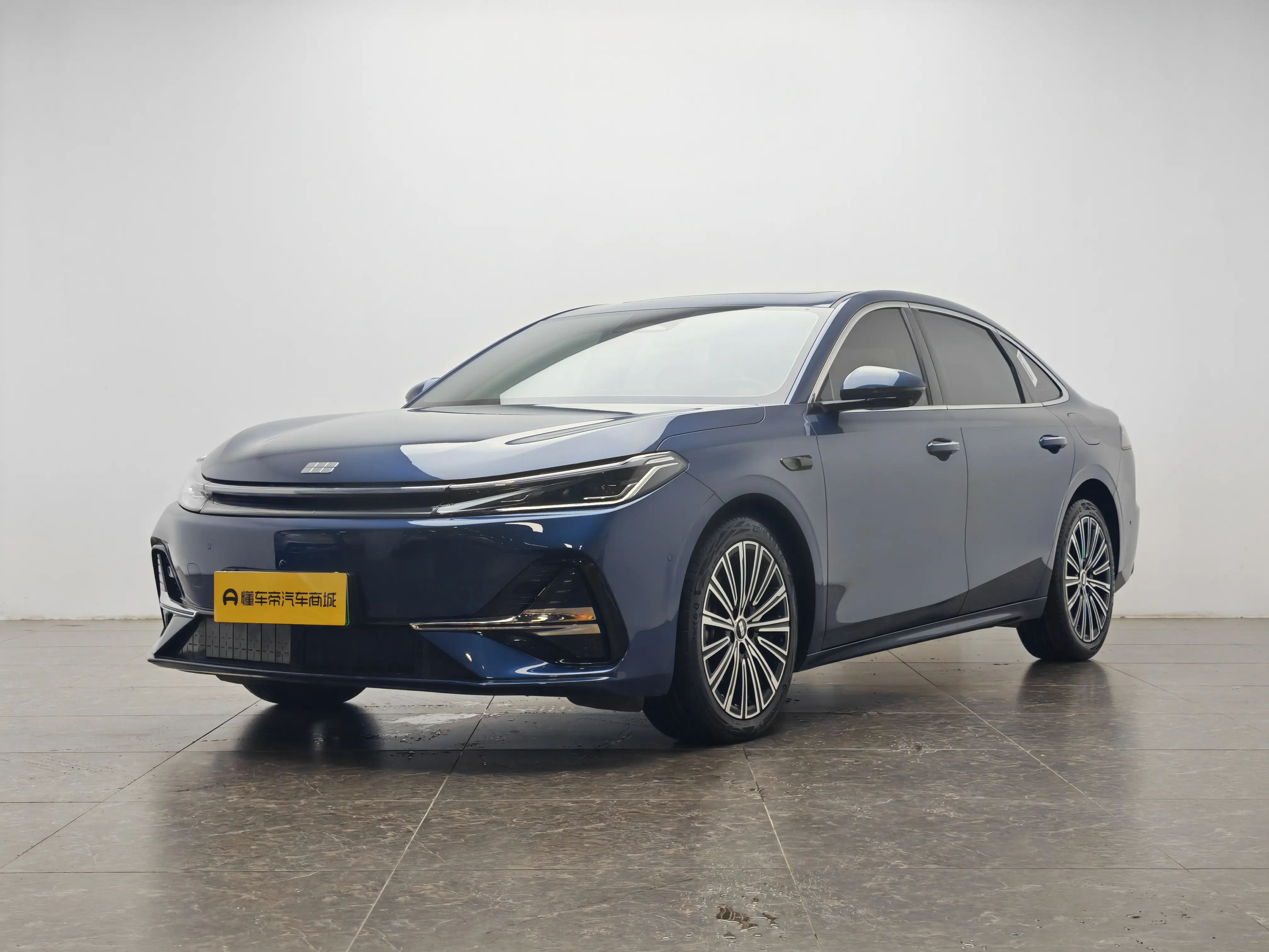 Geely Galaxy A7 EM