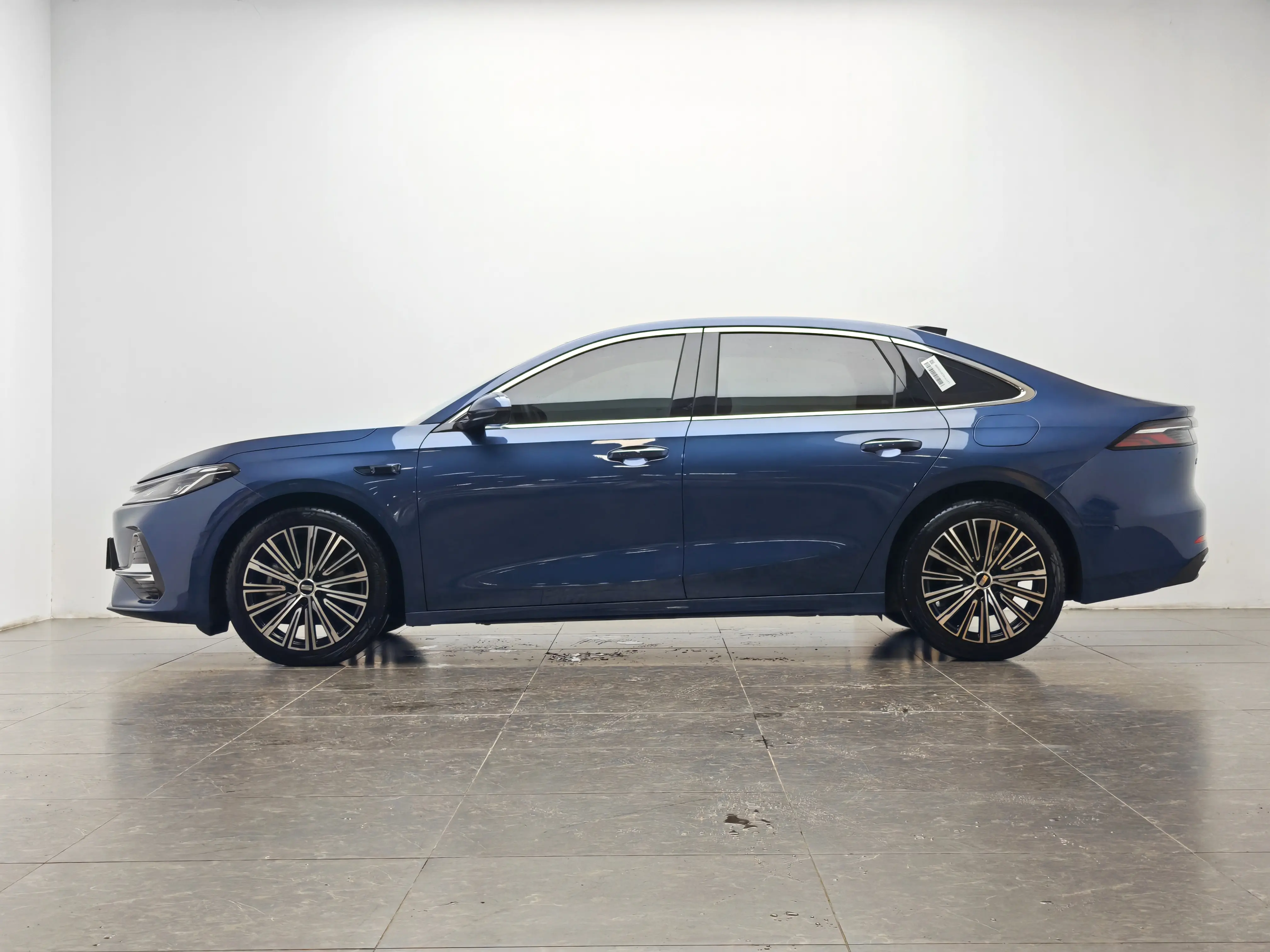 Geely Galaxy A7 EM