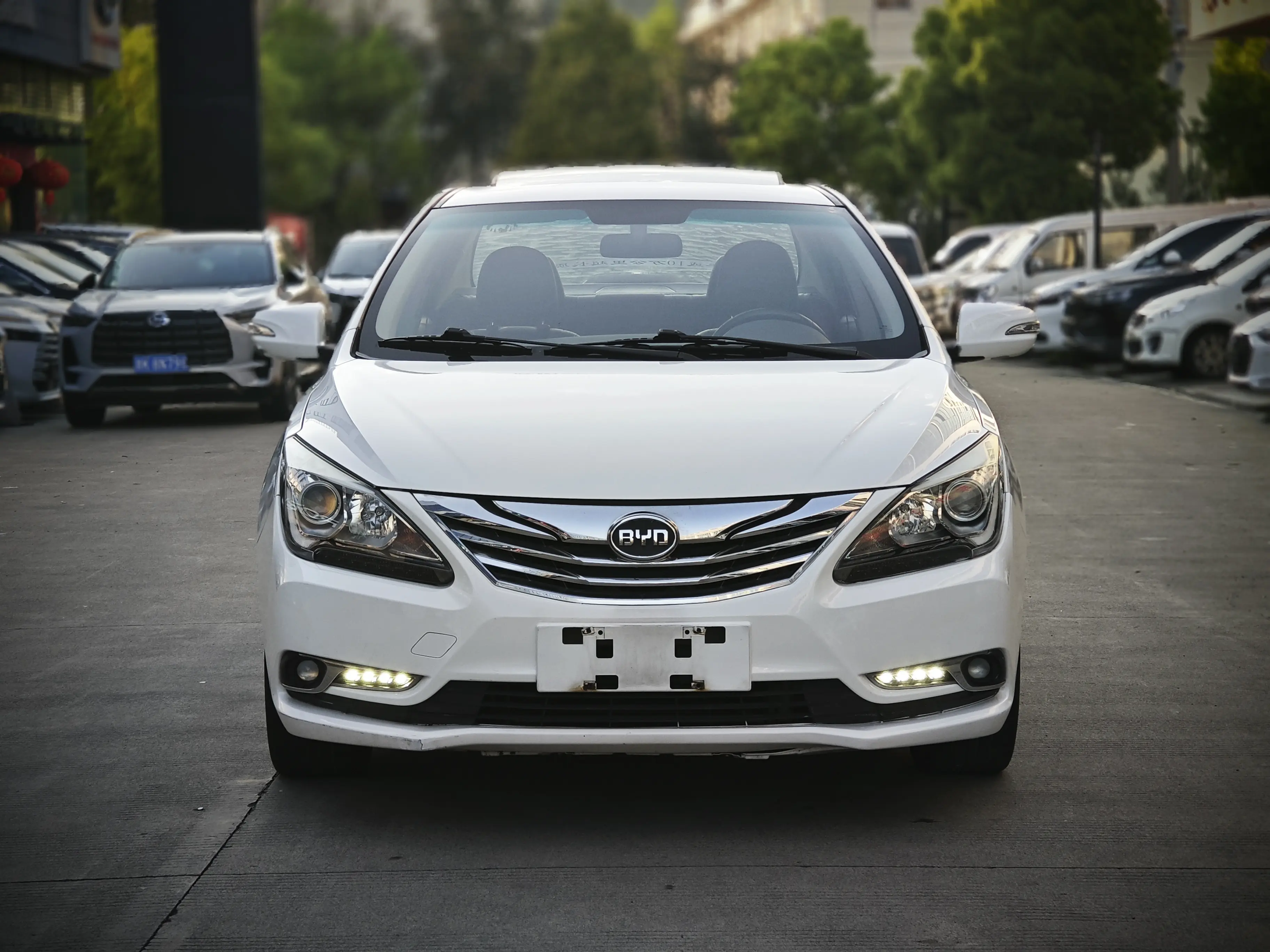 BYD G5