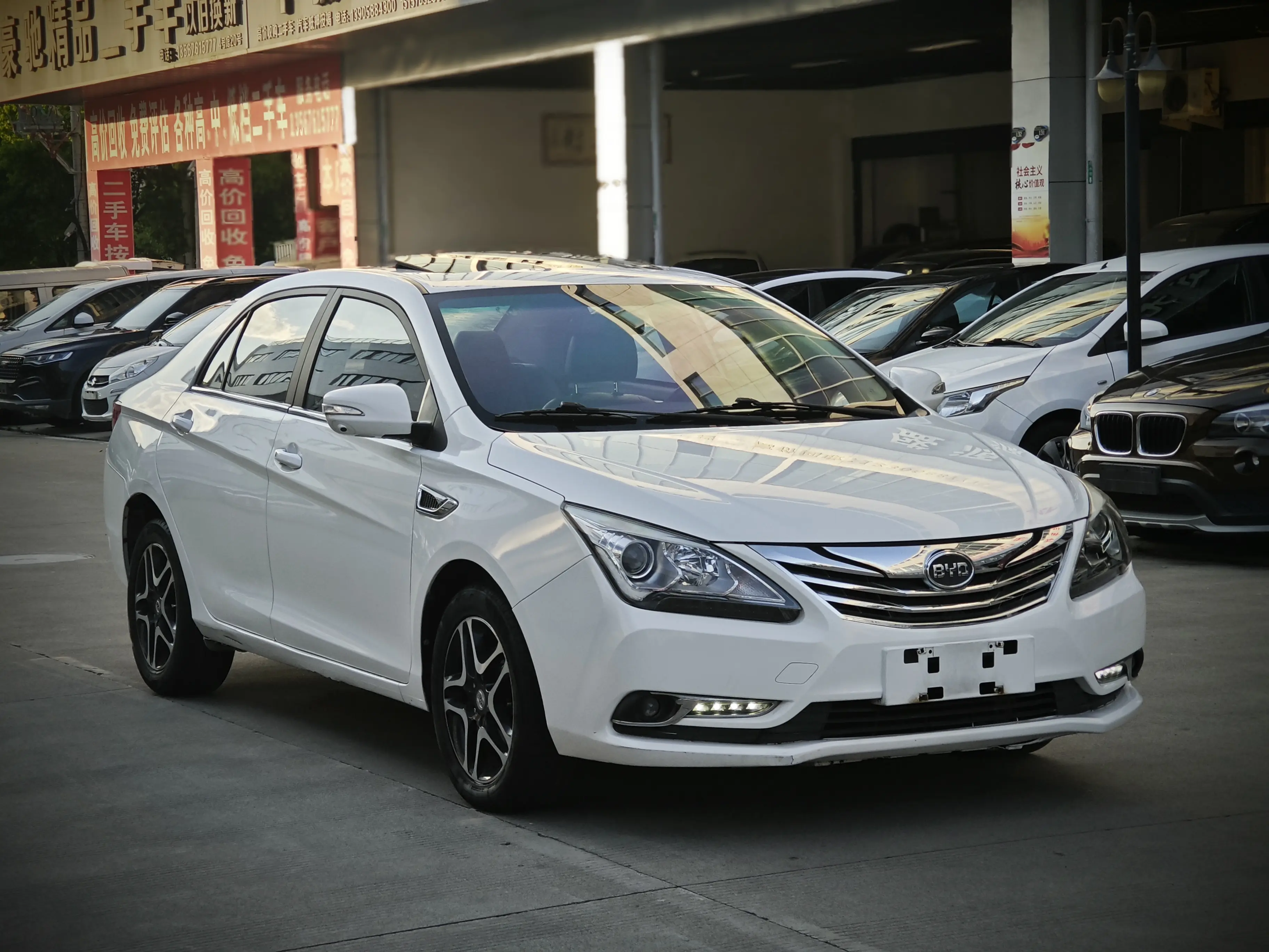 BYD G5