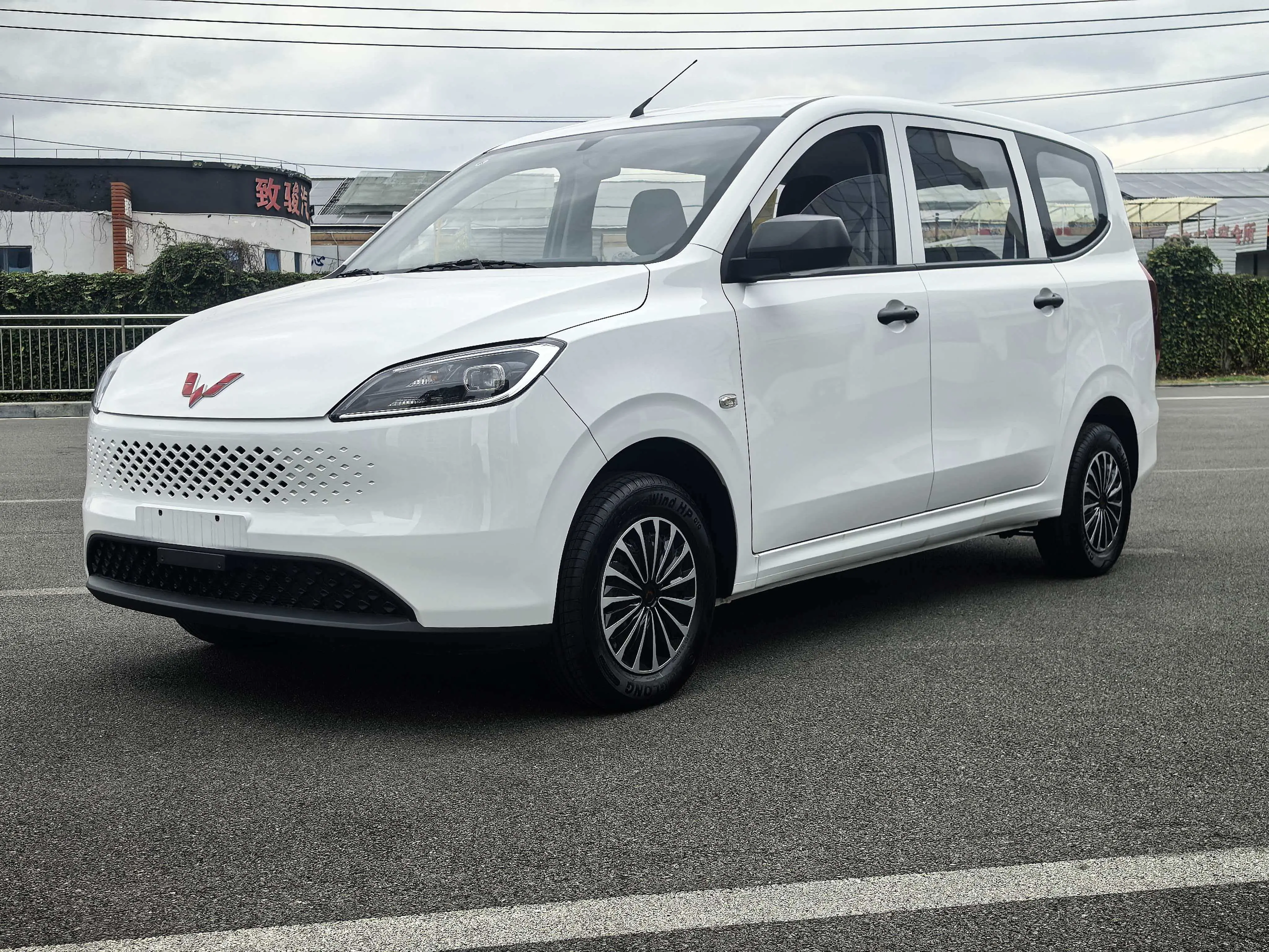 Wuling Hongguang Extended Range