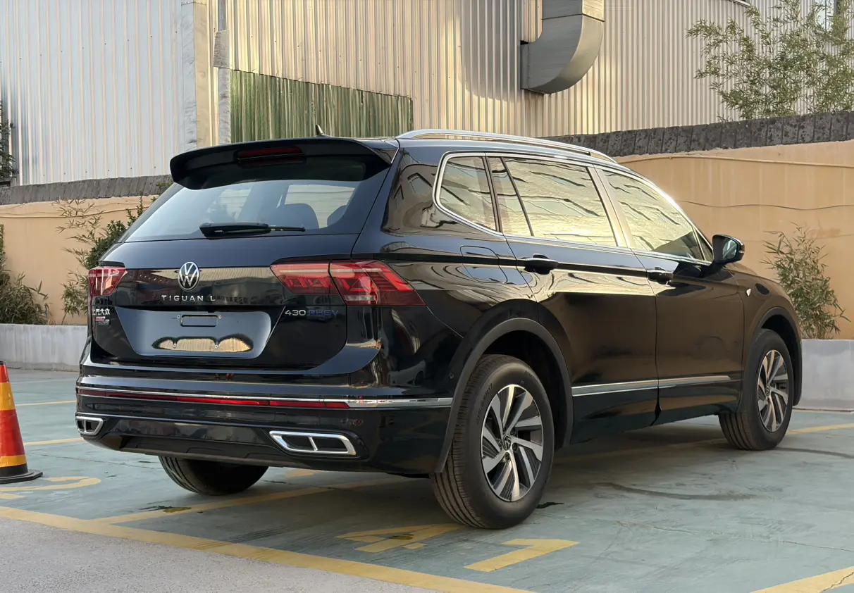 Volkswagen Tiguan L PHEV