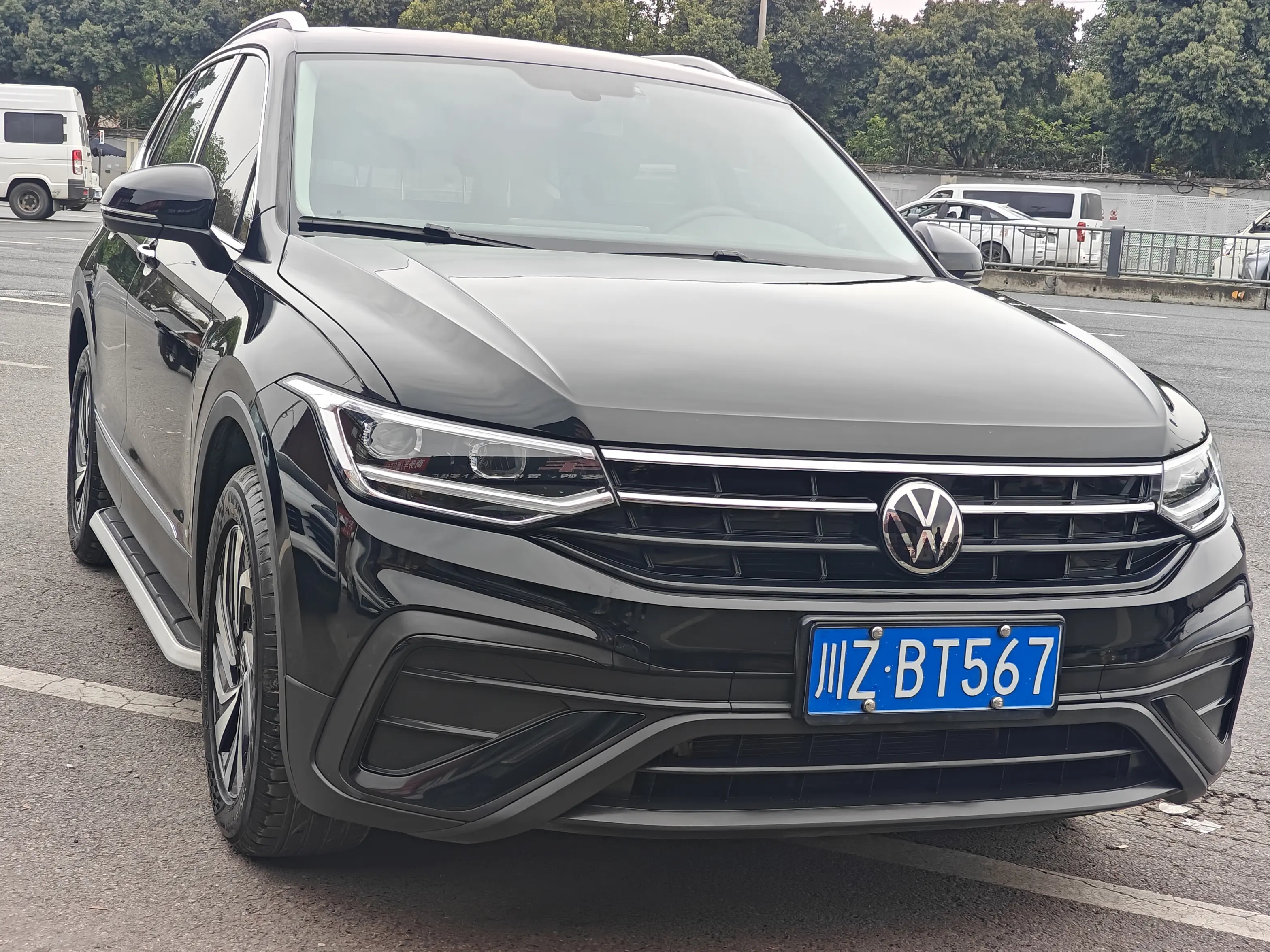 Volkswagen Tiguan L