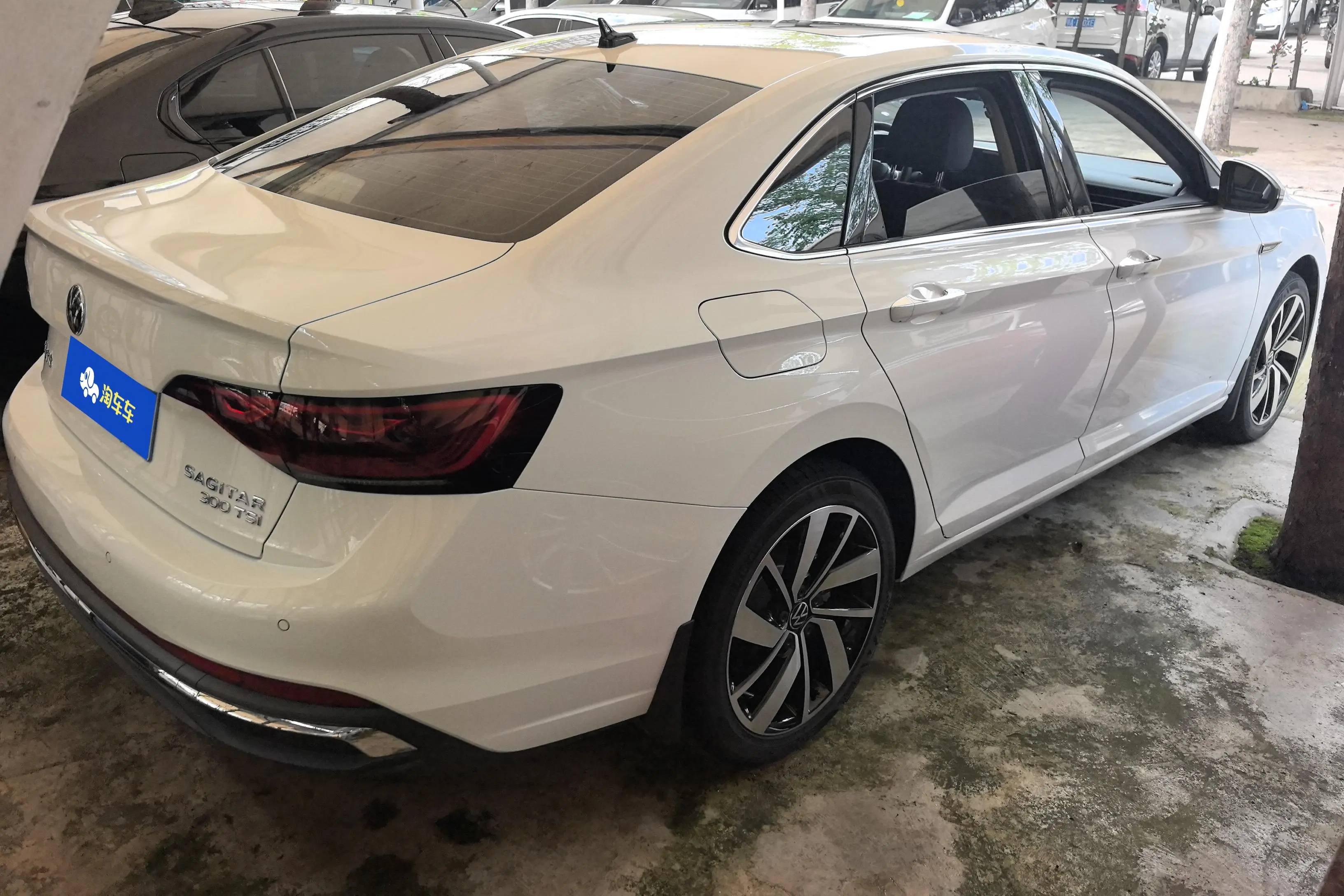 Volkswagen Sagitar