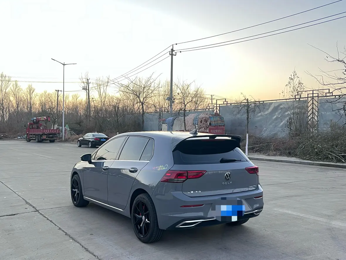 Volkswagen golf