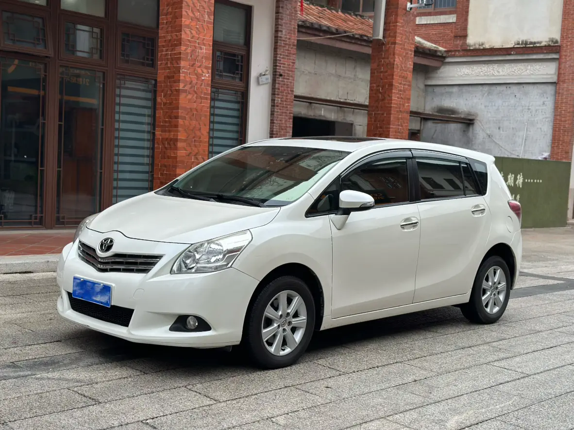 Toyota Verso / EZ