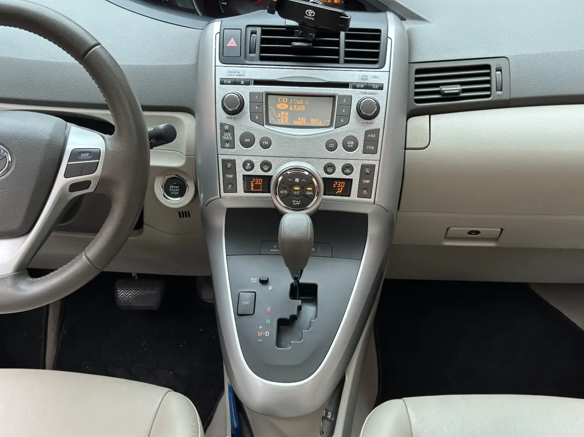 Toyota Verso / EZ