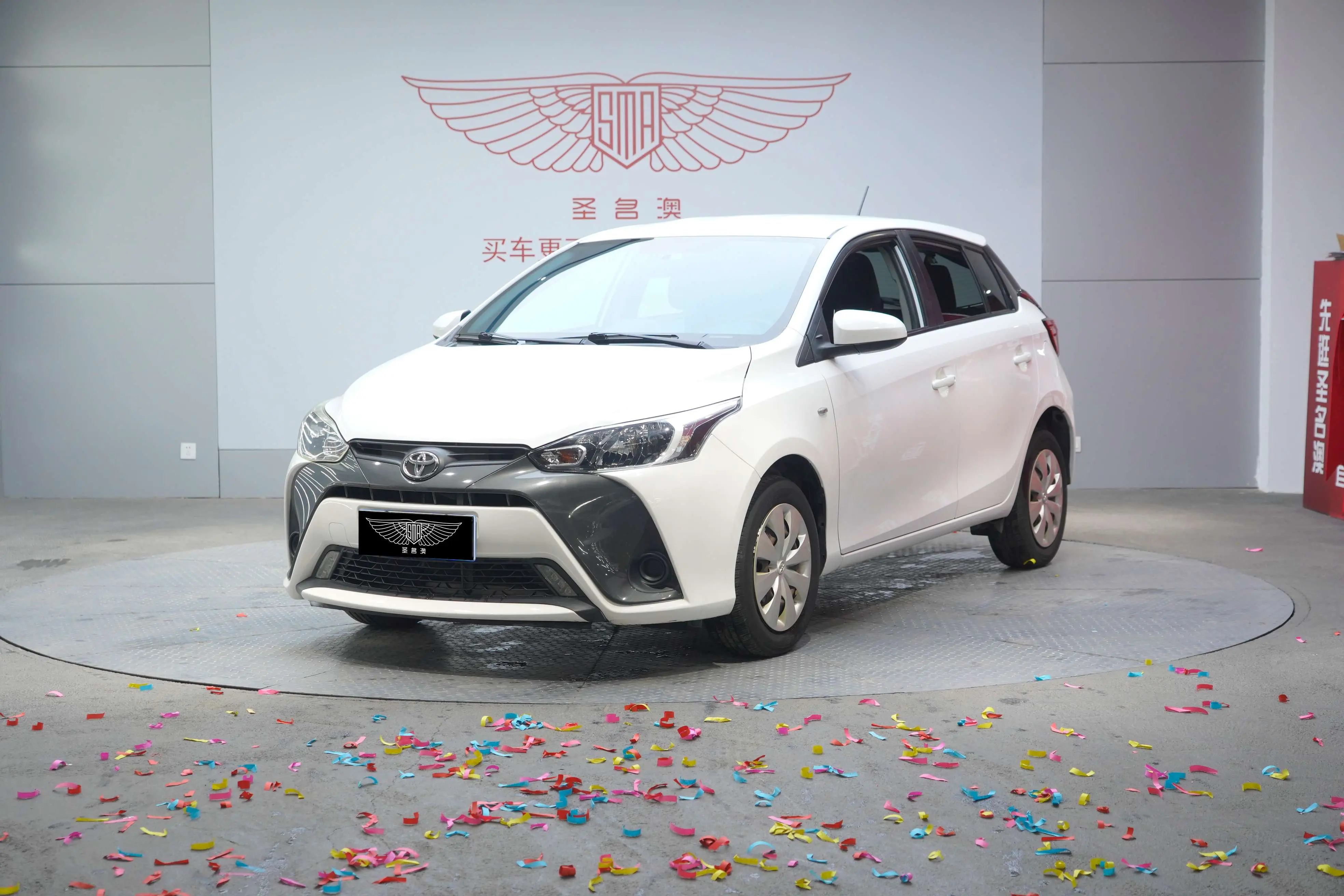 Toyota Yaris L