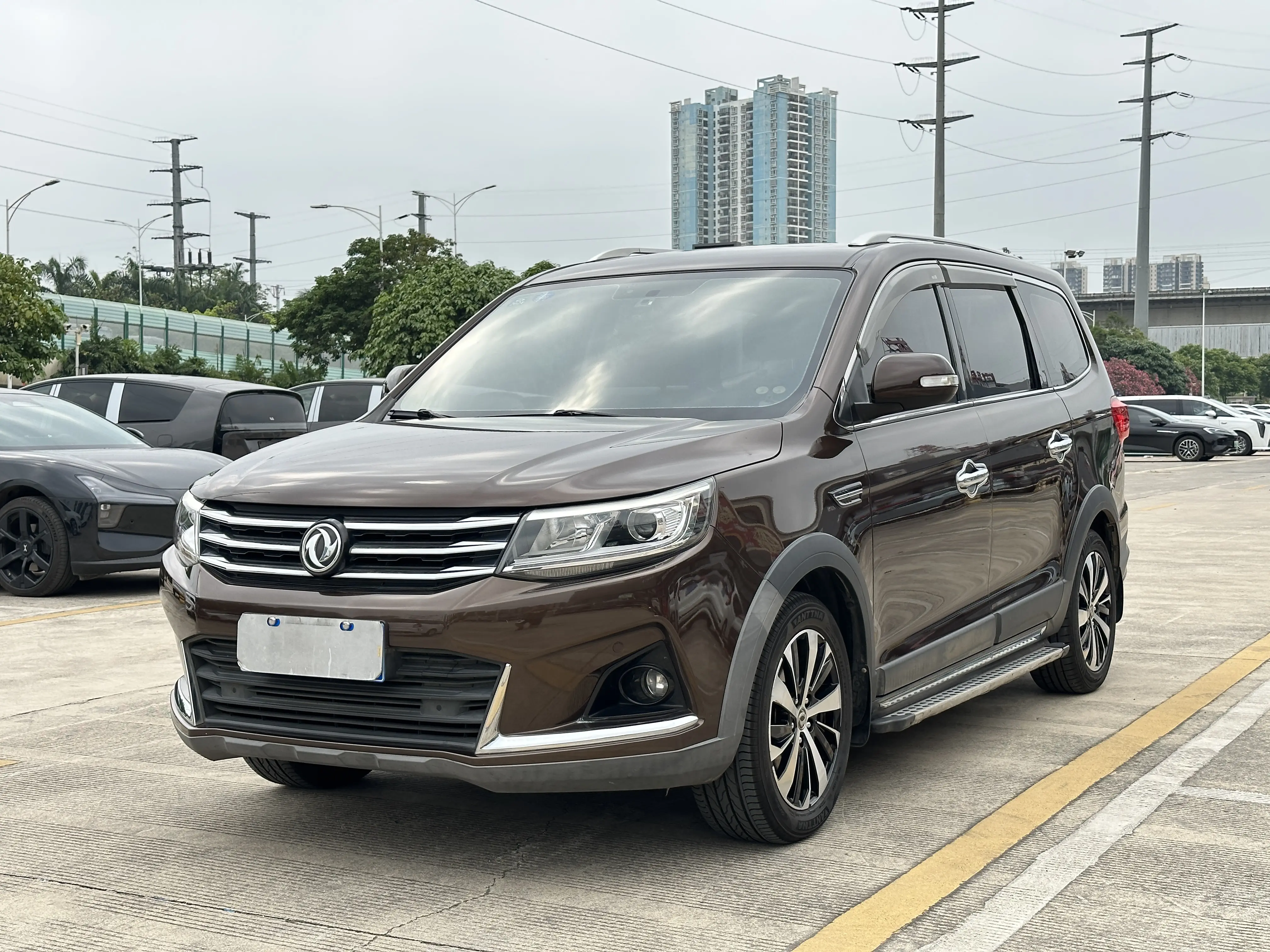 Forthing Jingyi X6