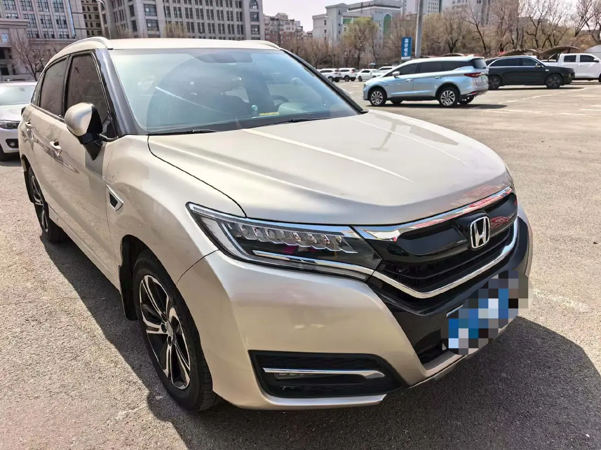 Honda UR-V