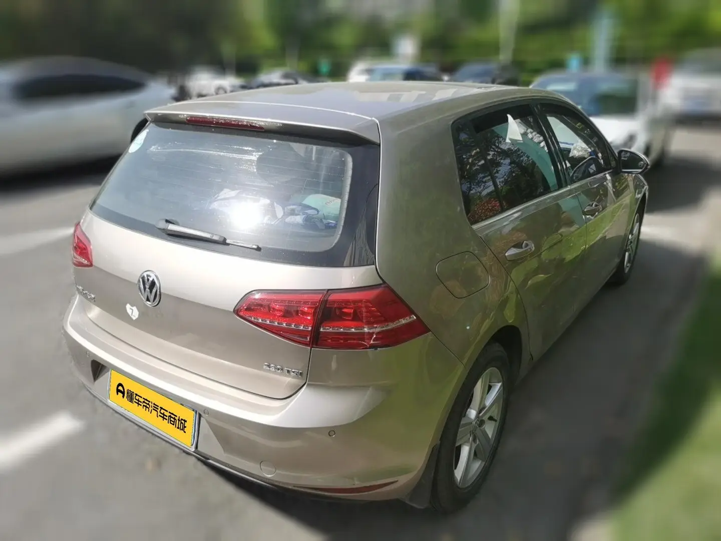 Volkswagen Golf