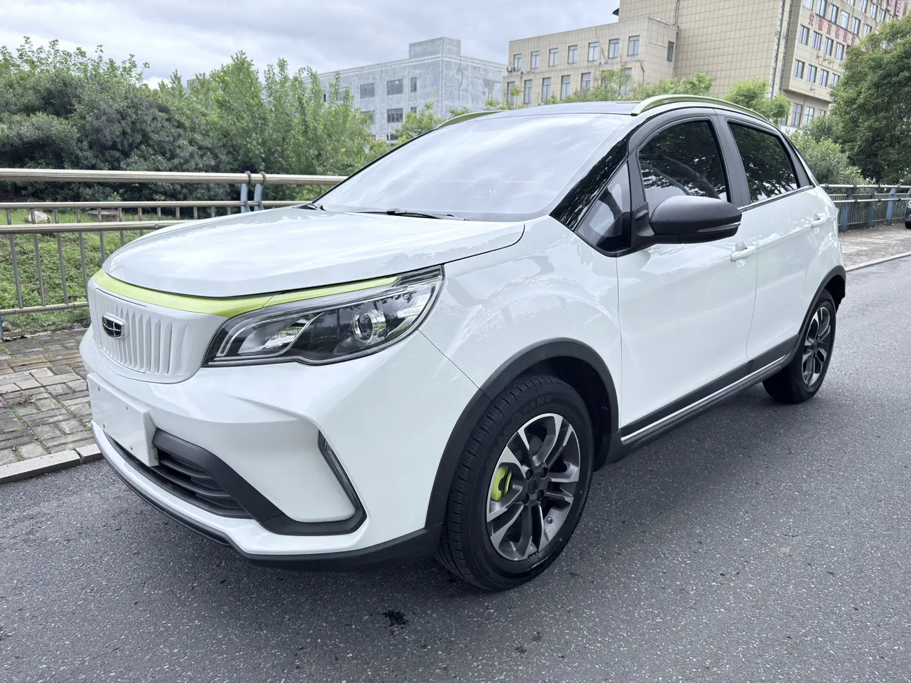 Geely EX3 Kung Fu Cow
