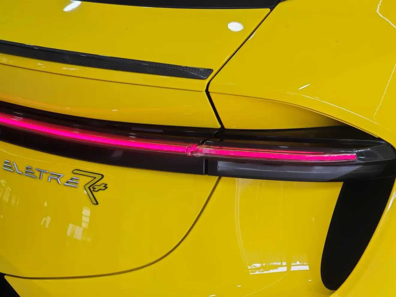 Lotus Eletre