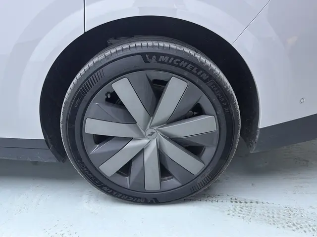 Li Ideal i8