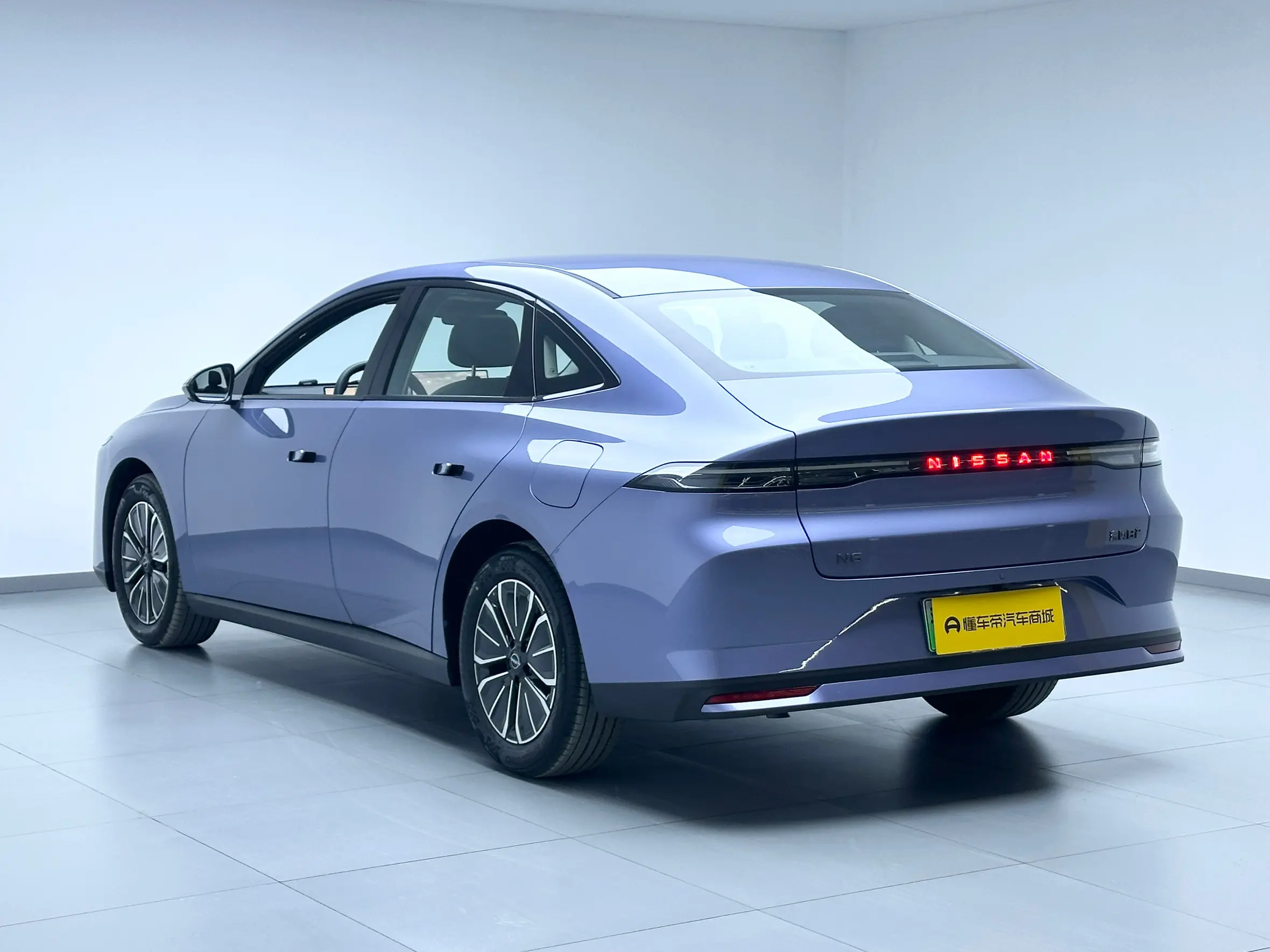 Nissan N6