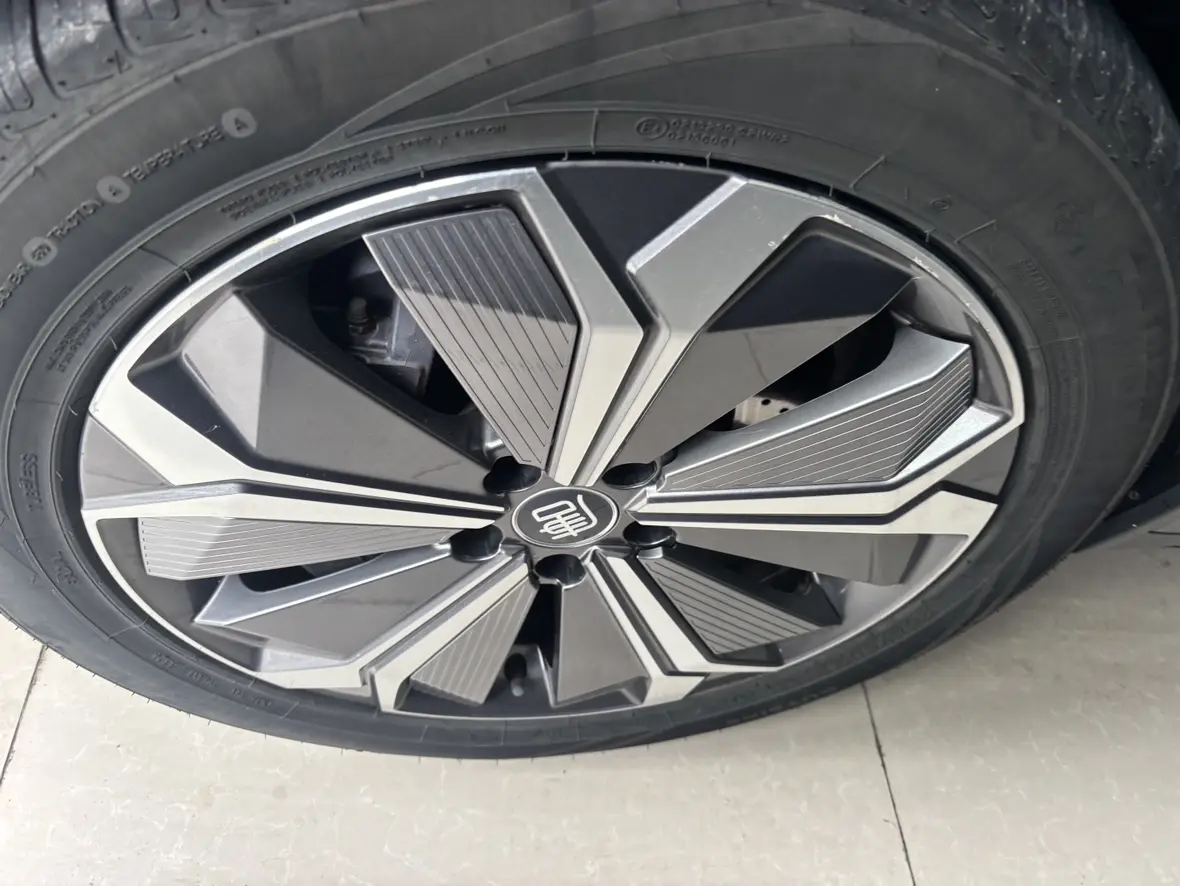 BYD Tang EV