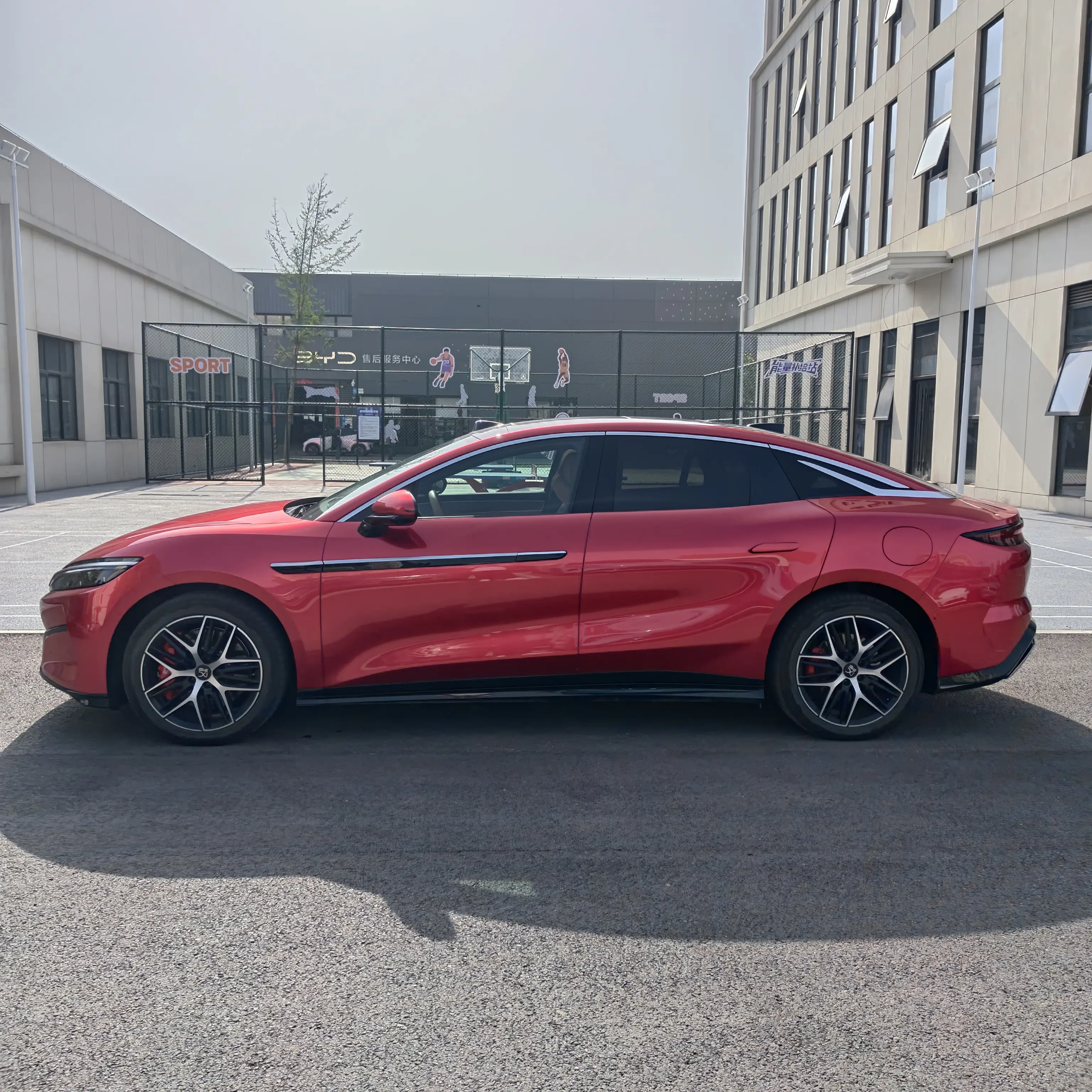 BYD Han L EV