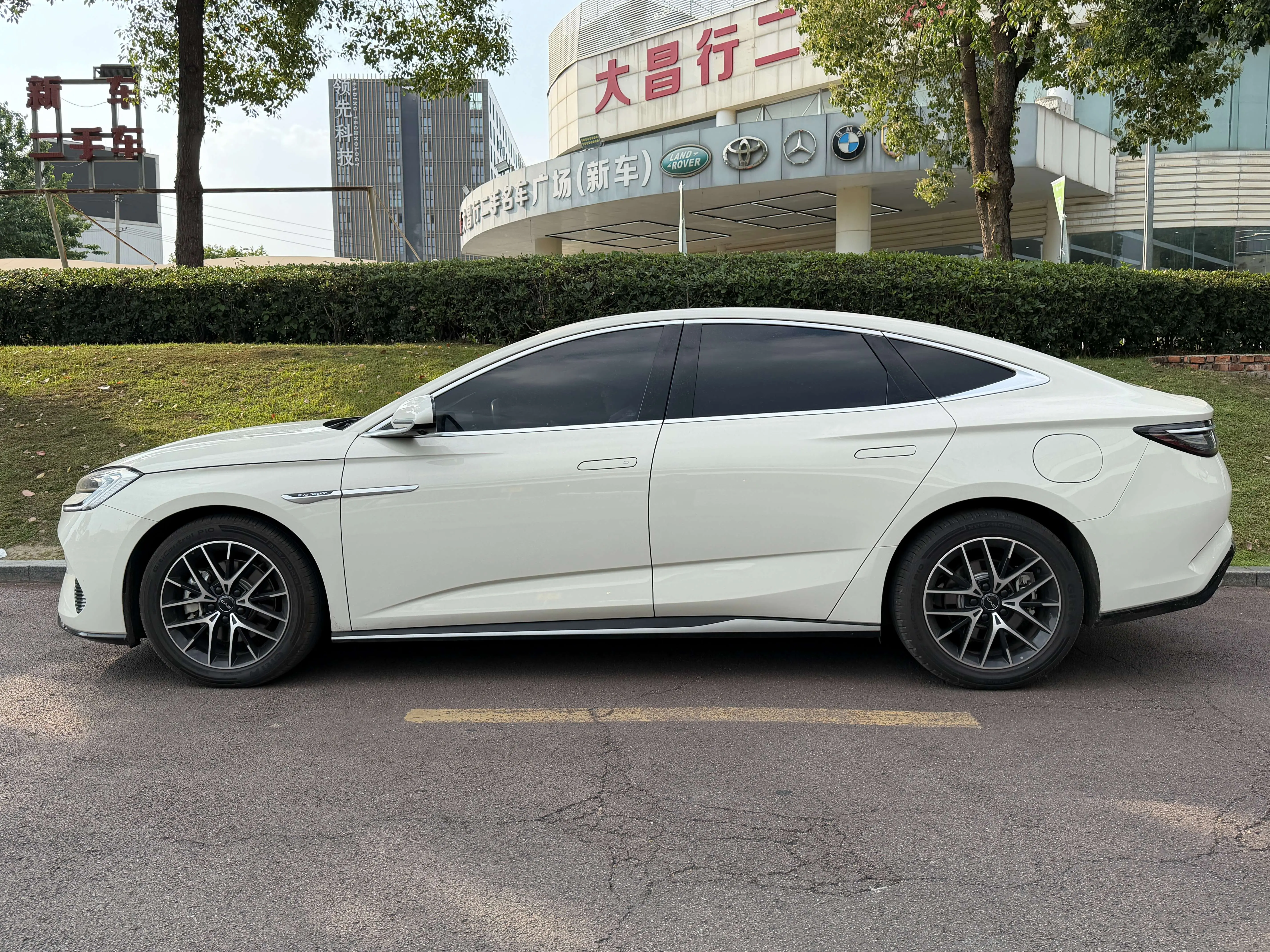 BYD Seal DM