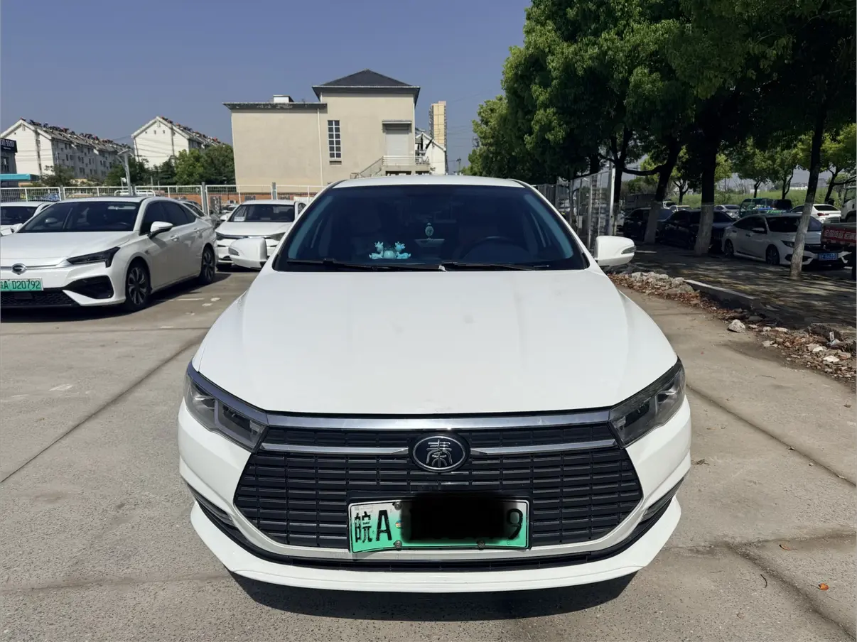 BYD QinEV