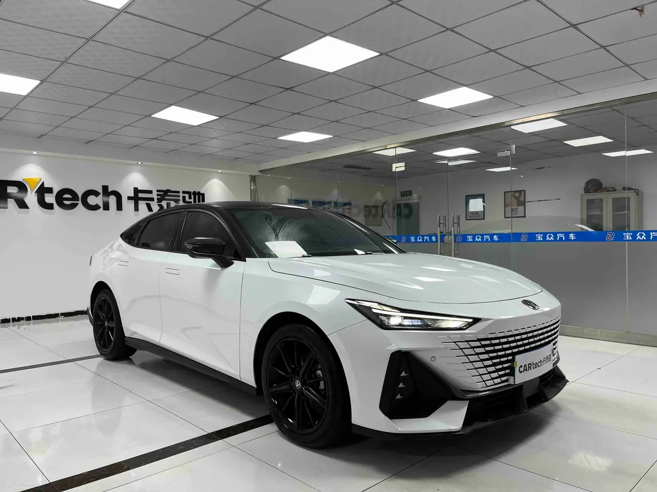 Changan UNI-V