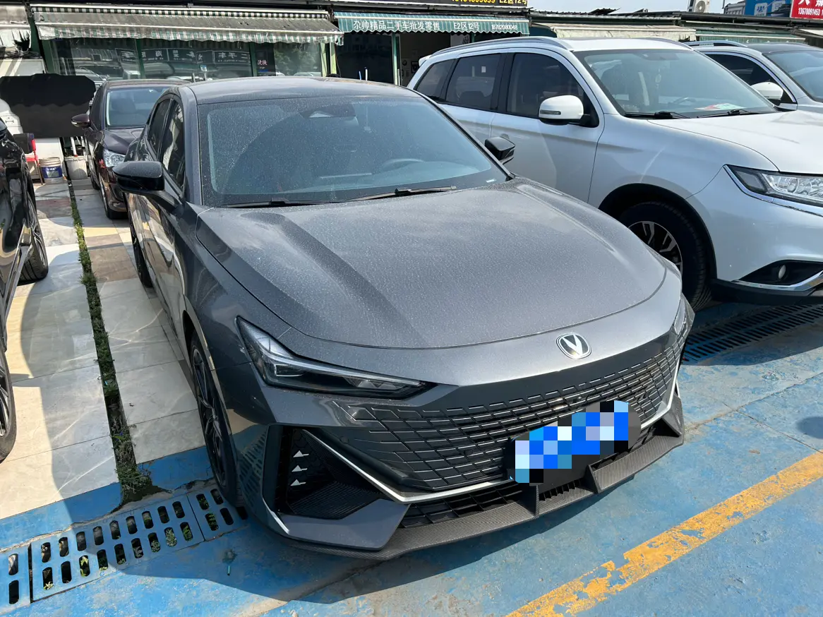 Changan UNI-V
