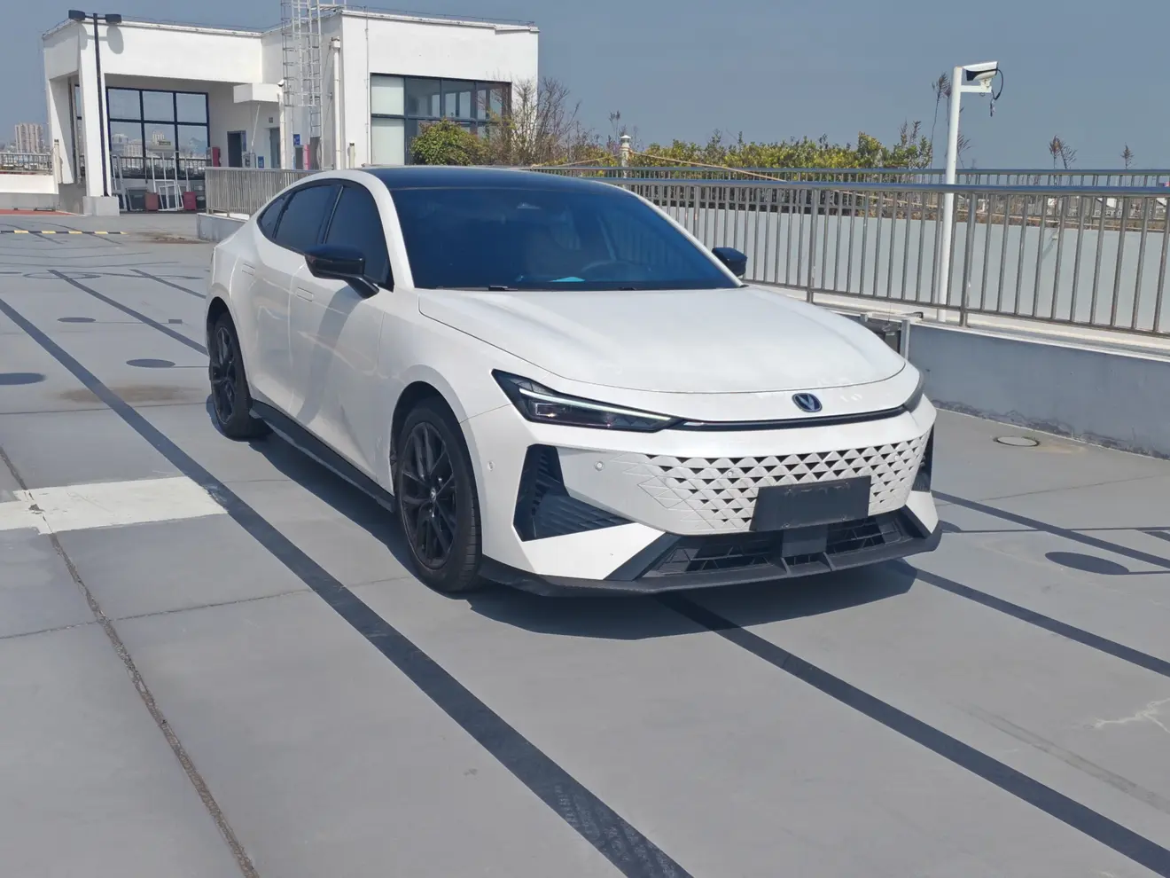 Changan UNI-V