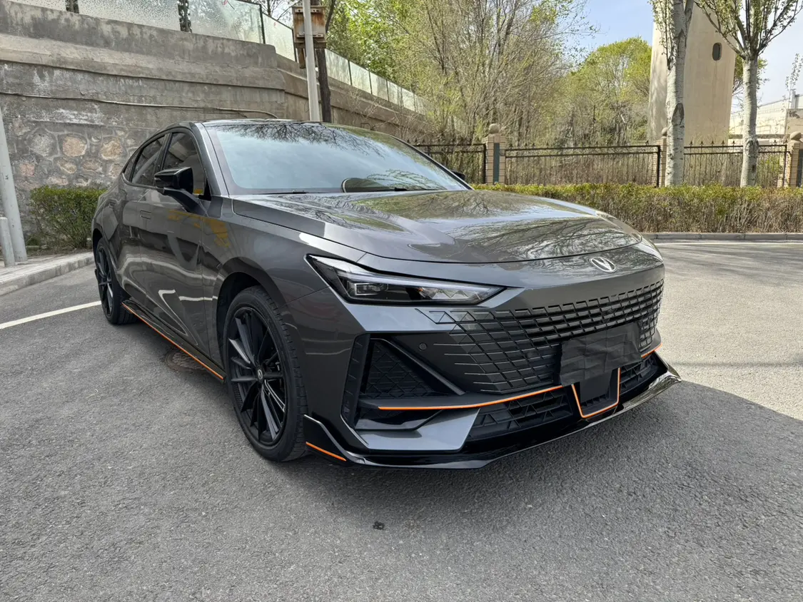 Changan UNI-V