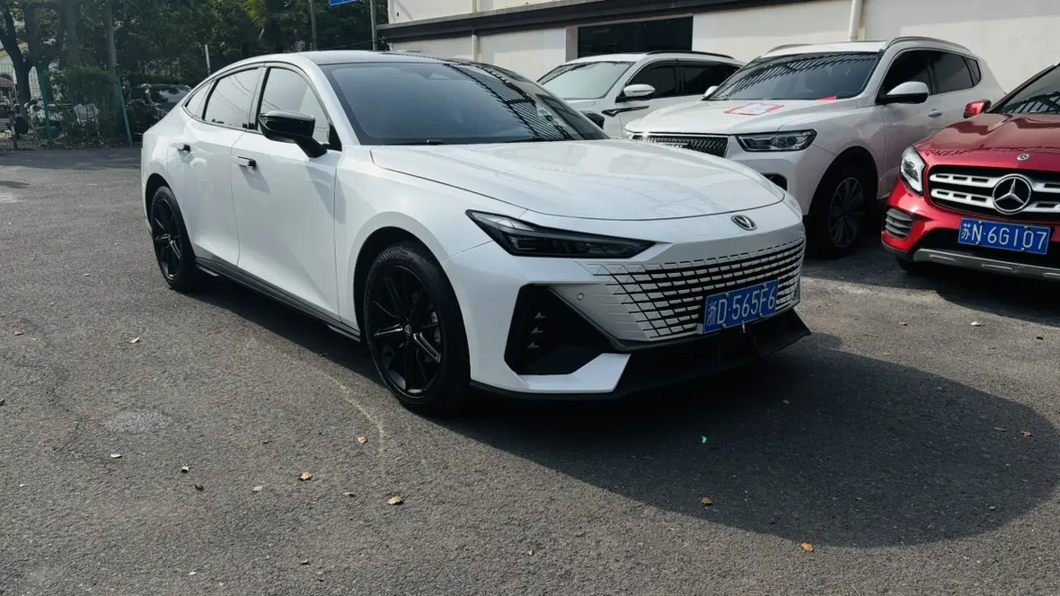 Changan UNI-V