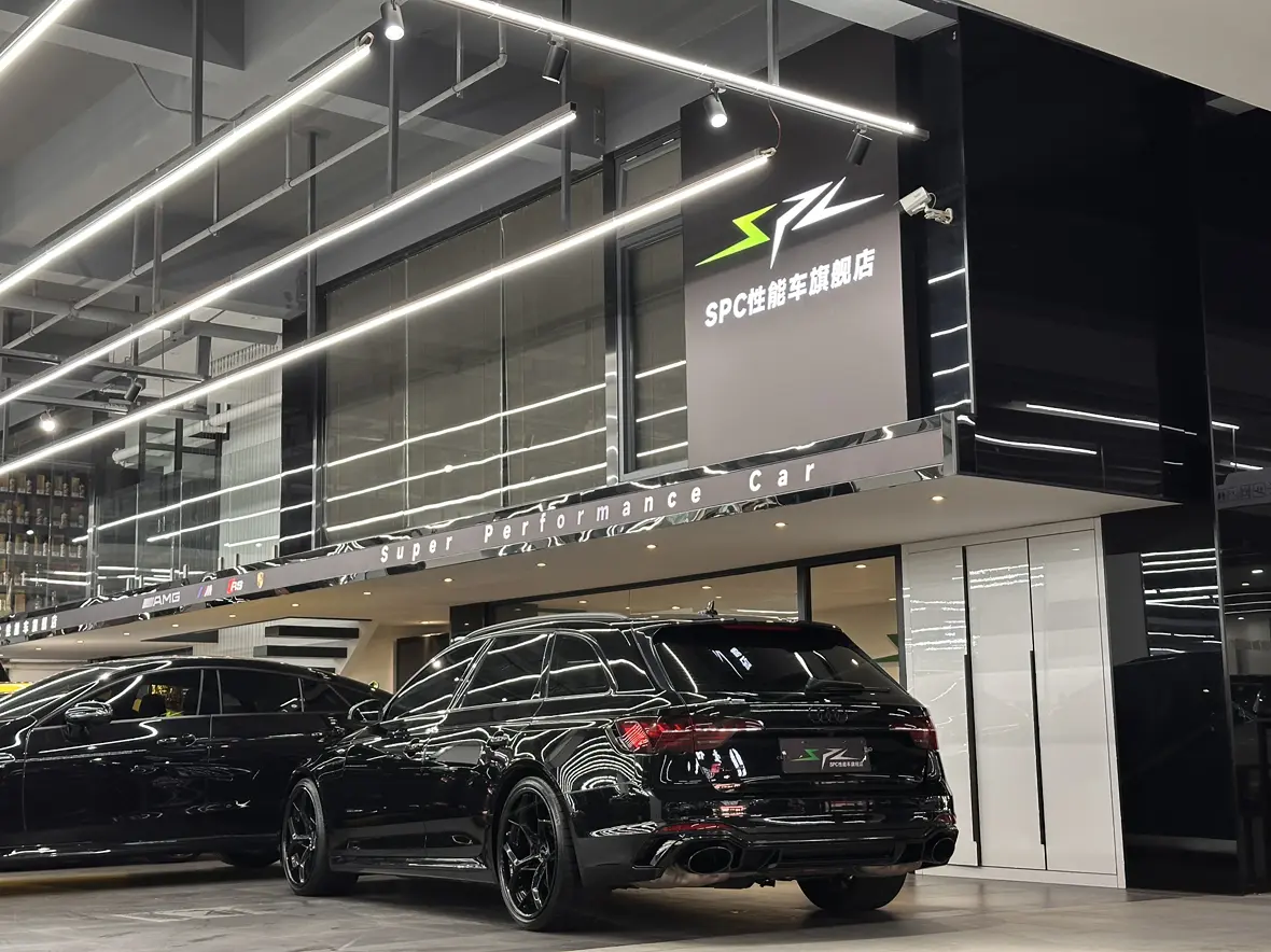 Audi RS 4