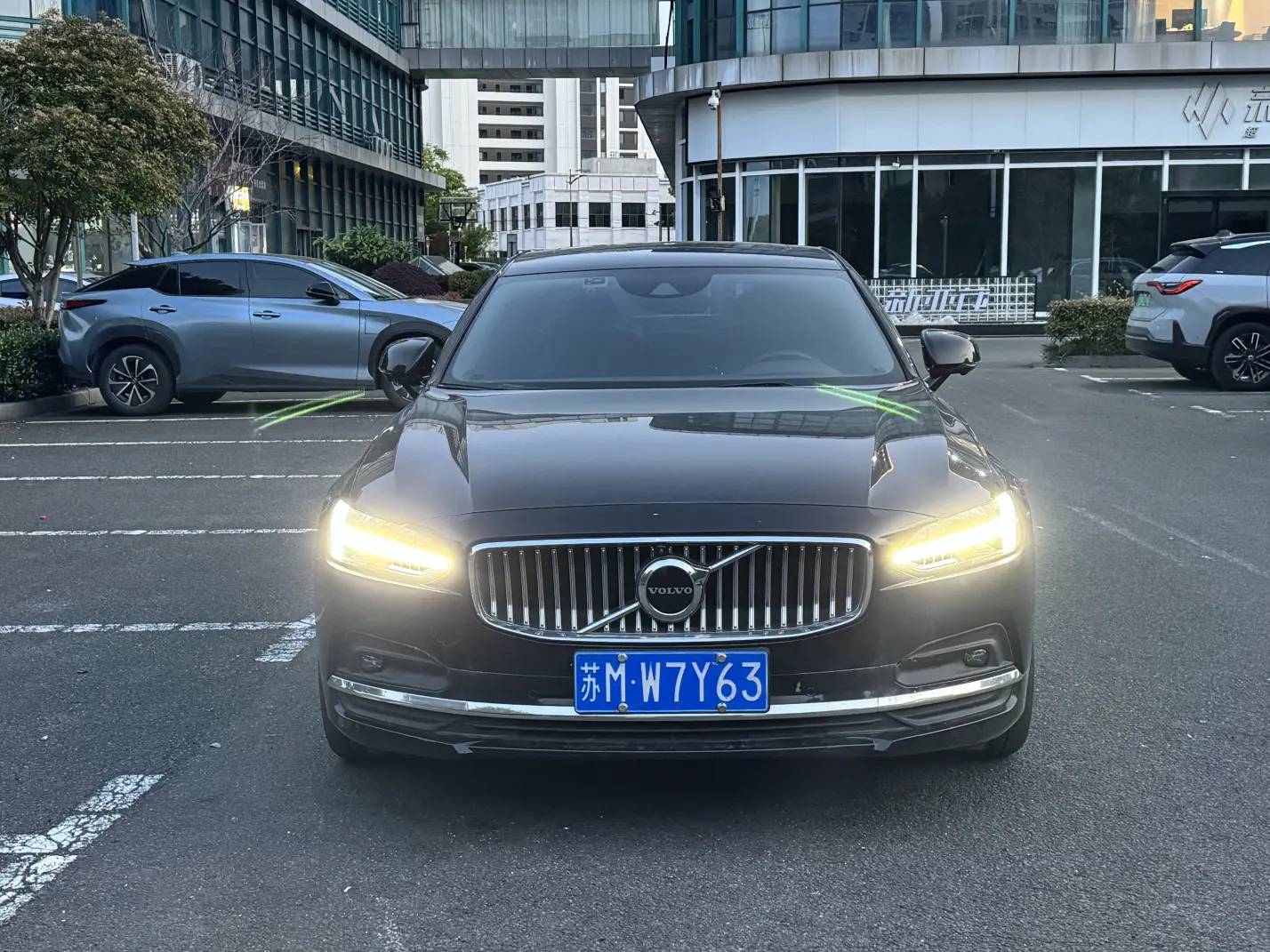 Volvo S90
