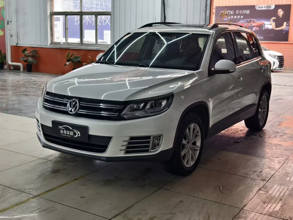 Volkswagen Tiguan (Tharu)