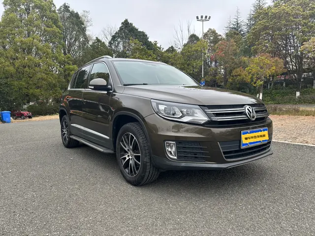 Volkswagen Tiguan (Tharu)