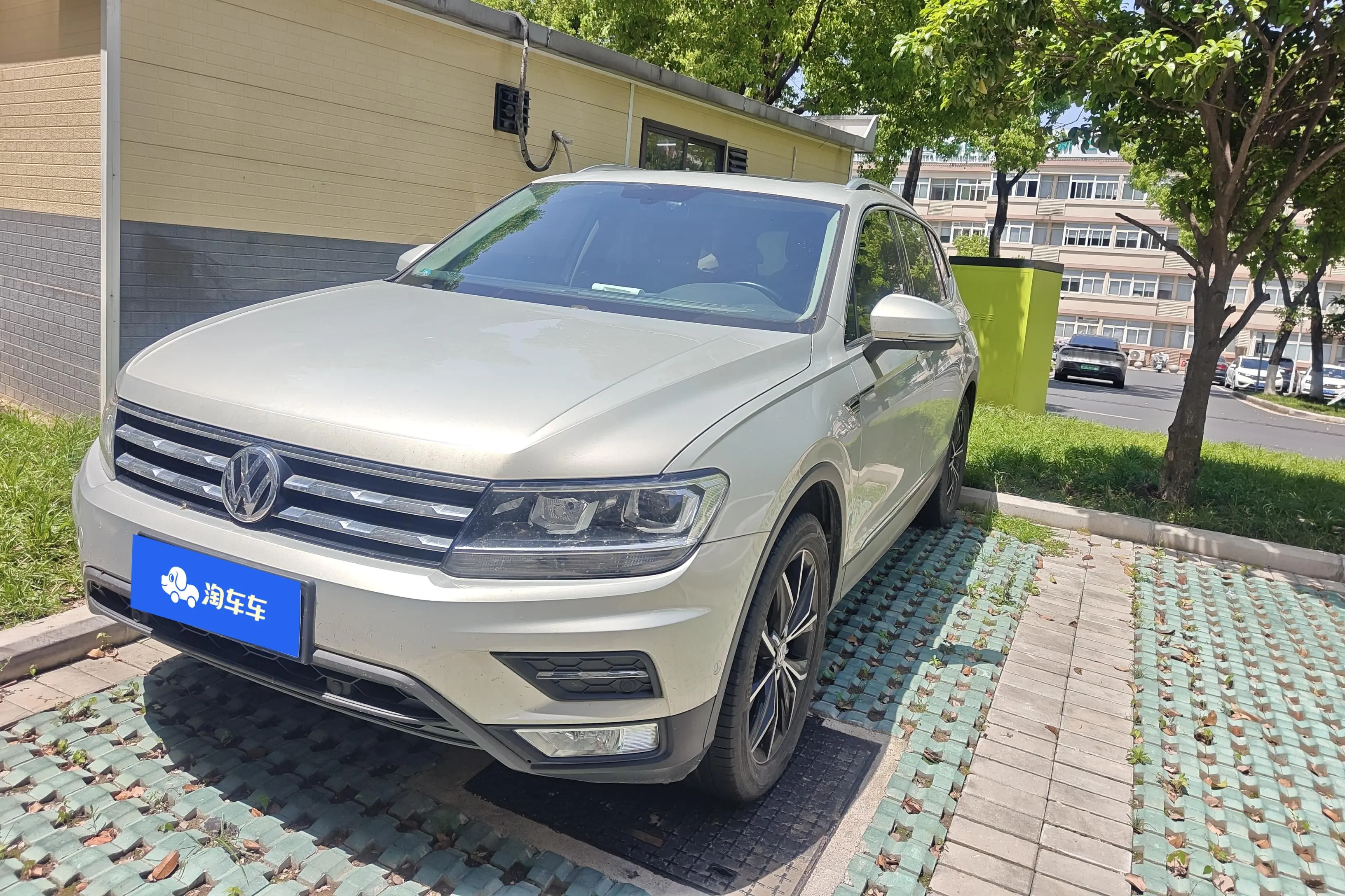 Volkswagen Tiguan L