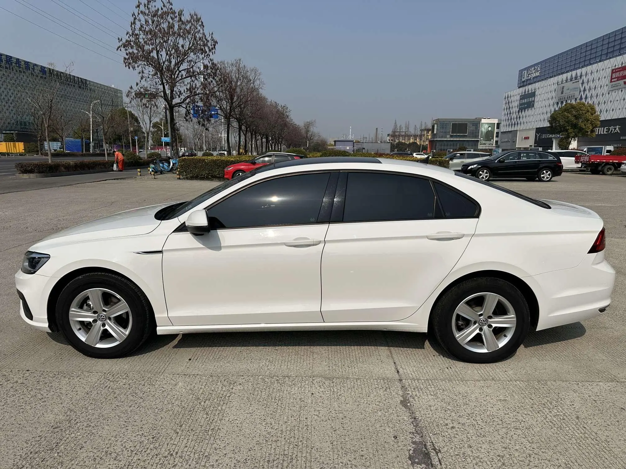 Volkswagen Lamando