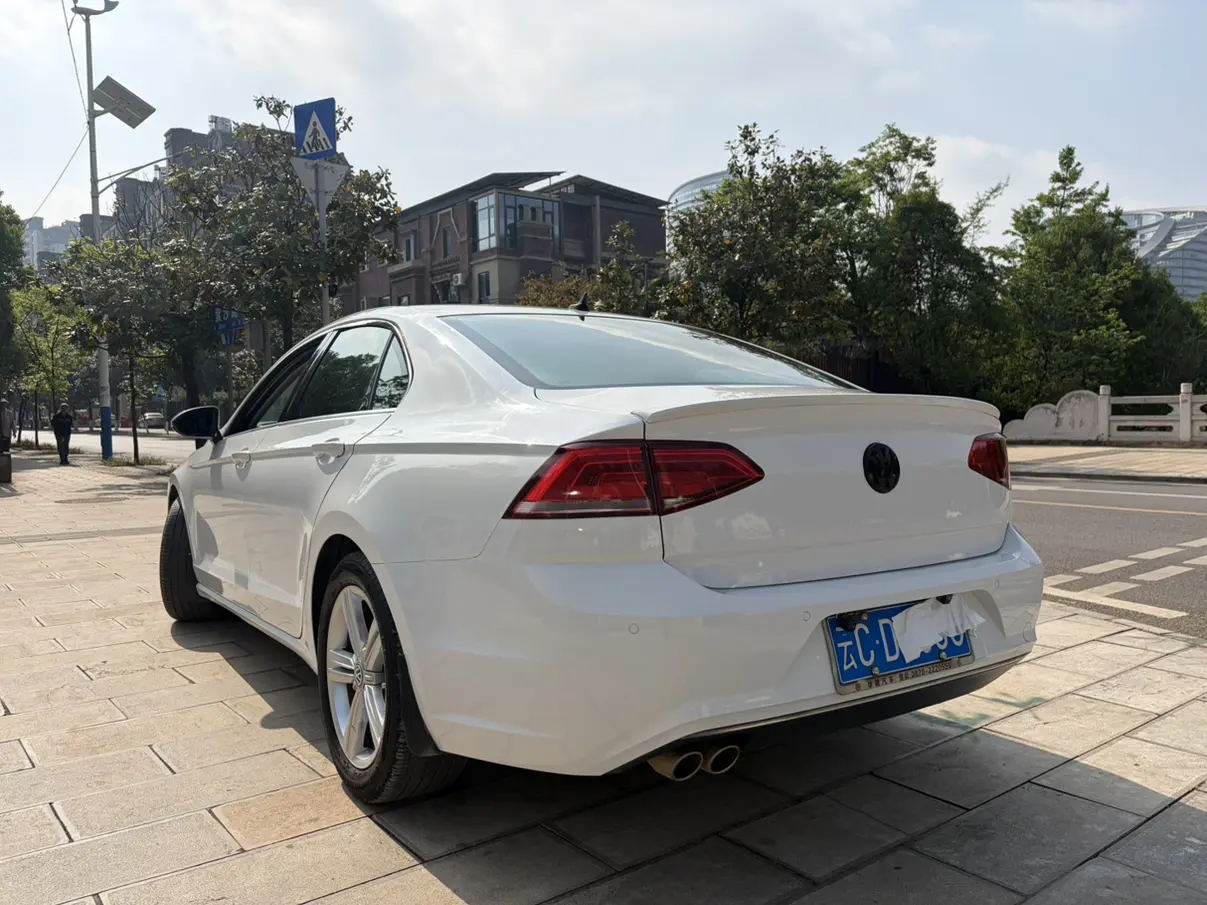 Volkswagen Lamando
