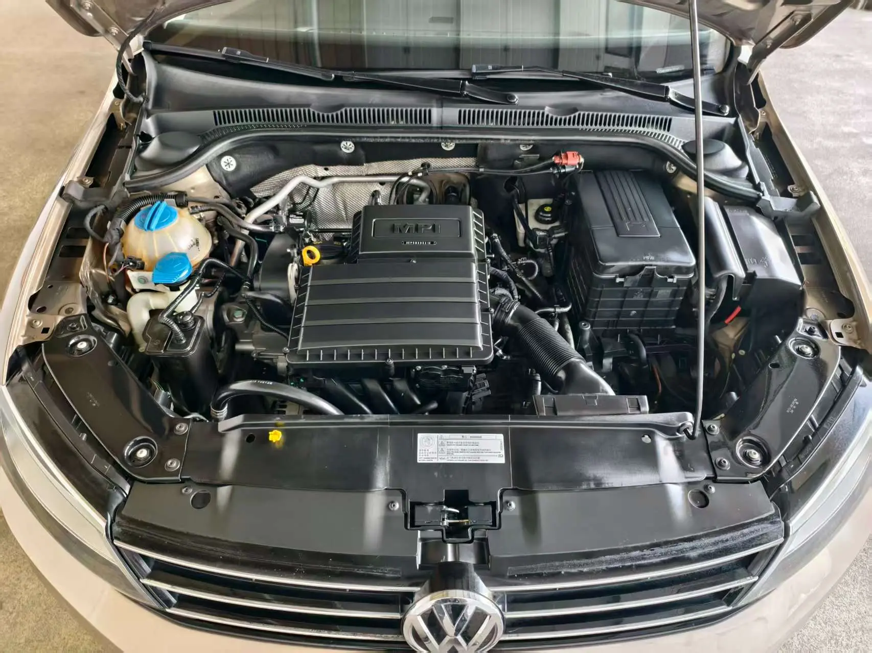 Volkswagen Sagitar