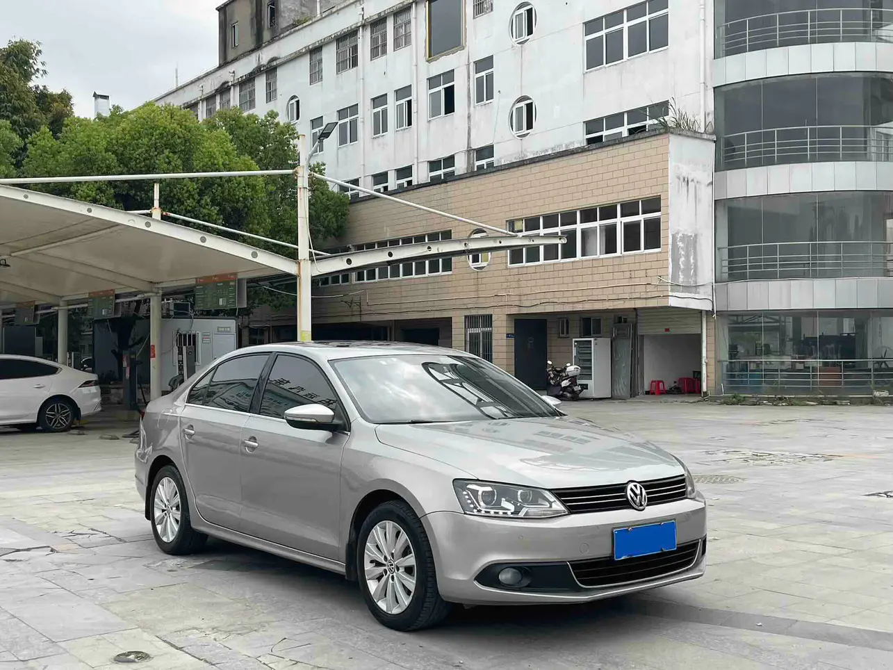 Volkswagen Sagitar