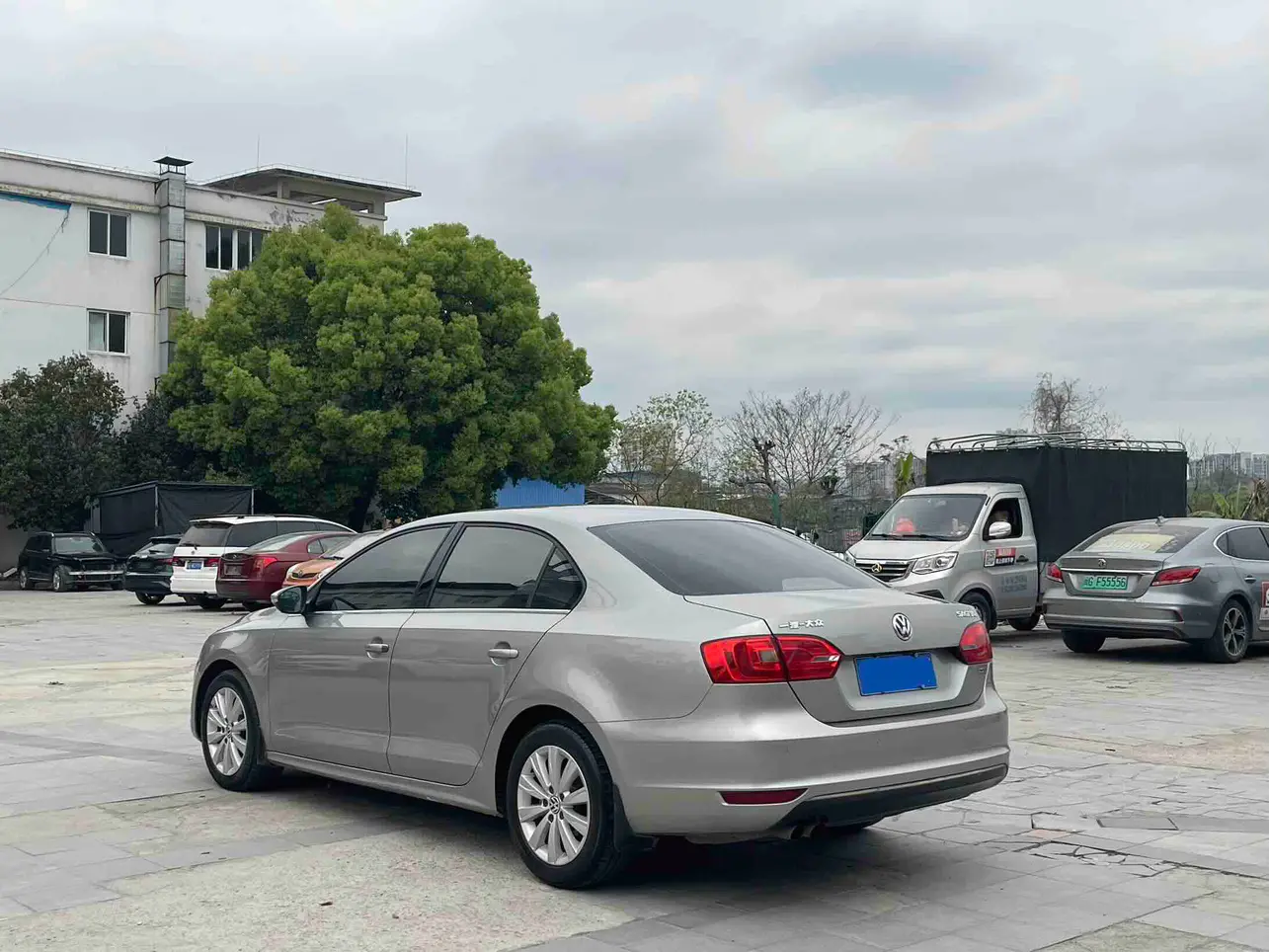 Volkswagen Sagitar