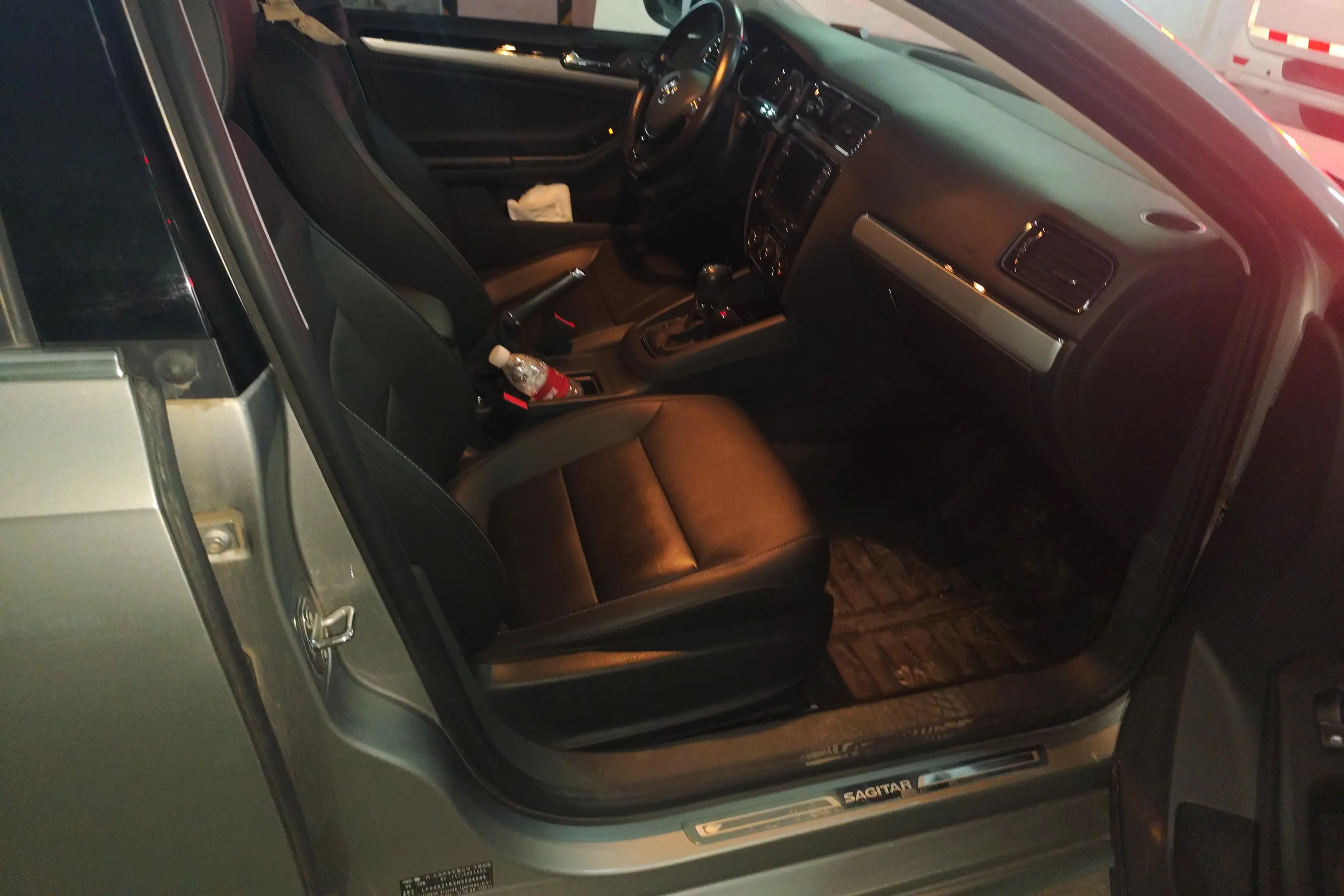 Volkswagen Sagitar